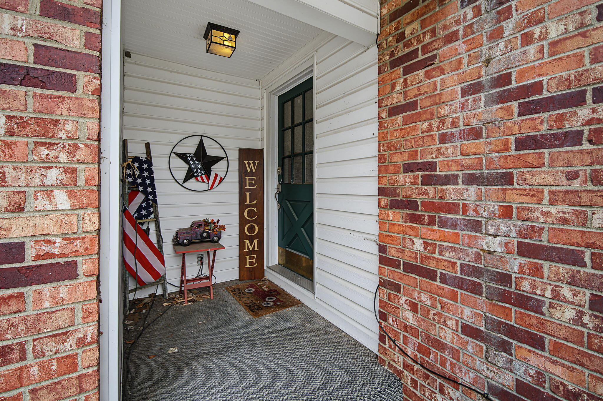 5295 David Drive Property Photo 4