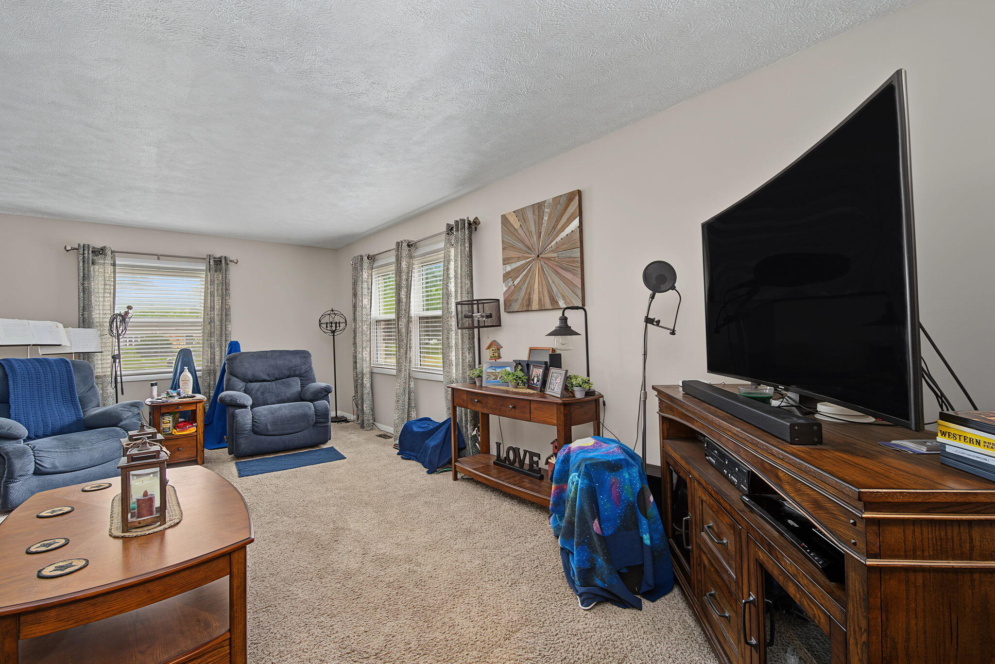 5295 David Drive Property Photo 7