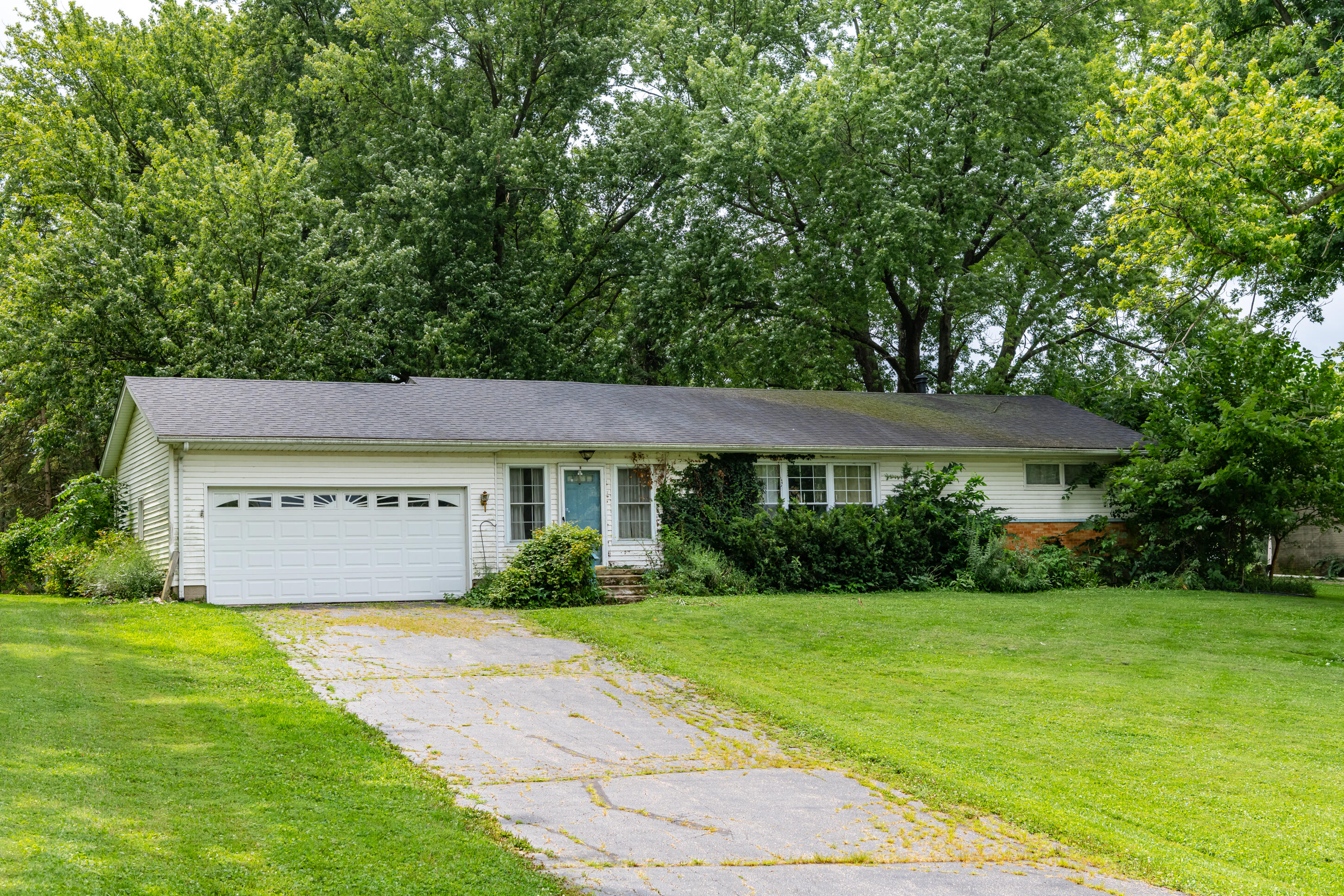 2332 Erter Drive Property Photo 1