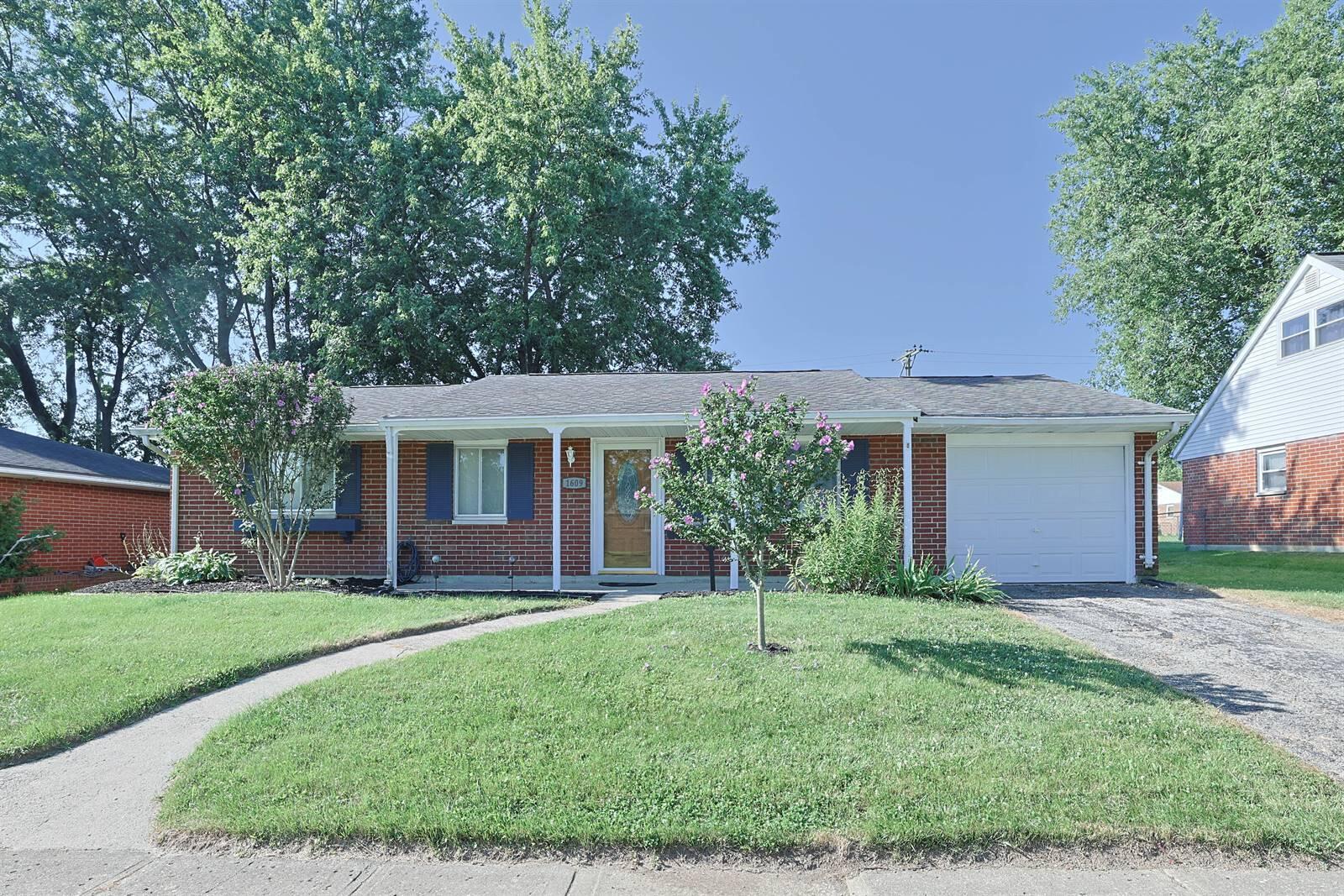 1609 Amherst Avenue Property Photo 1