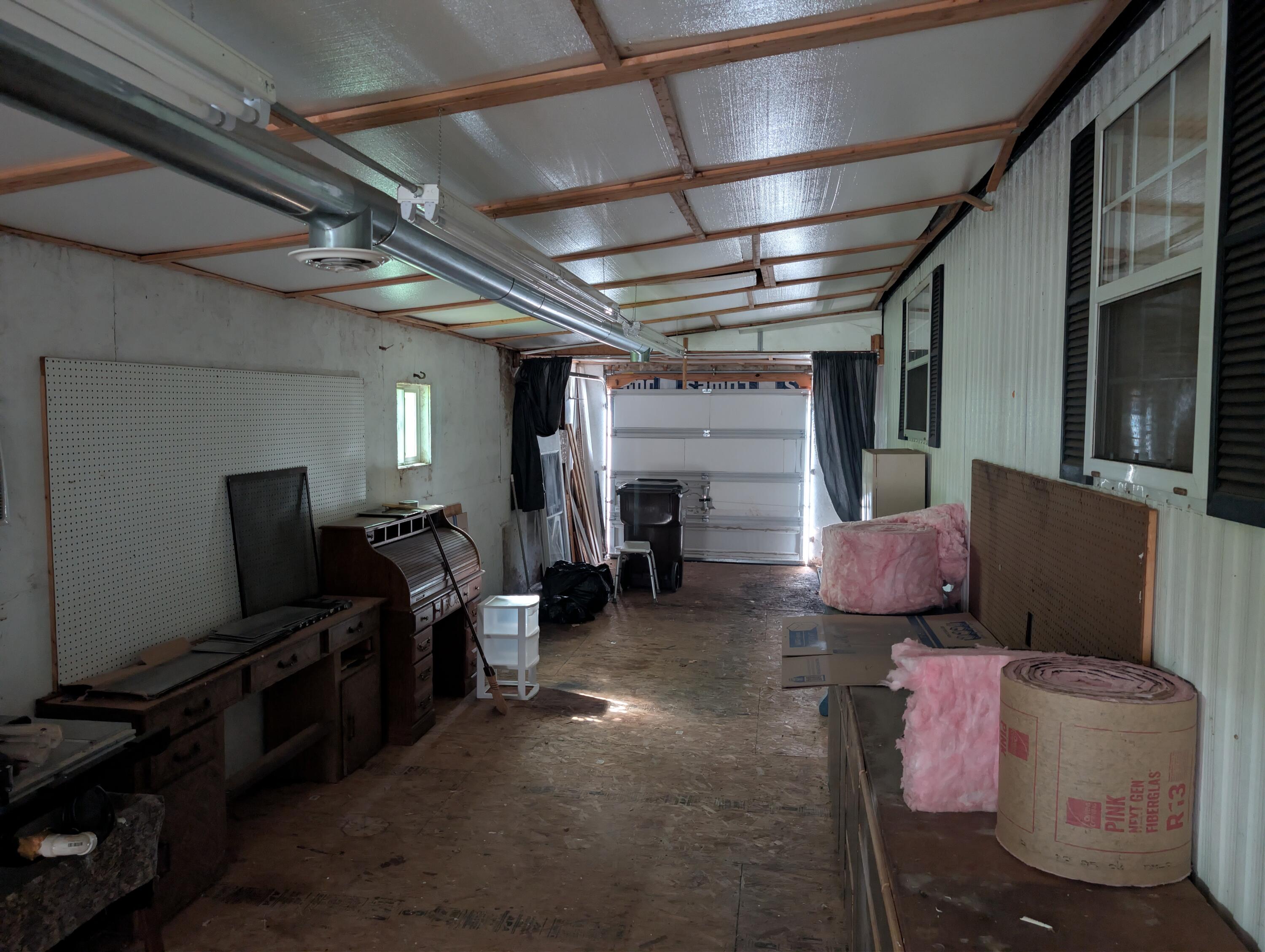 220 Western Drive Property Photo 4