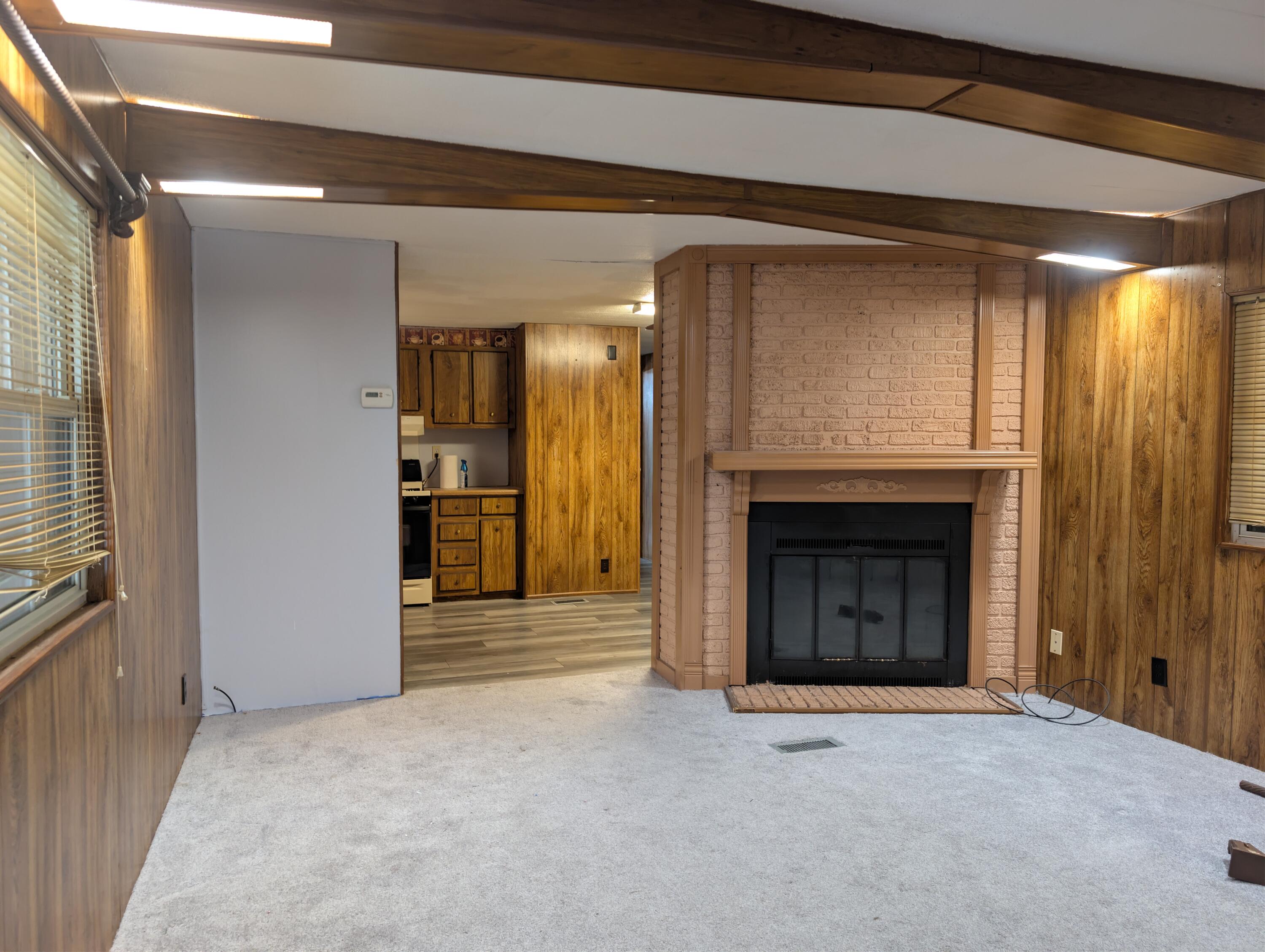 220 Western Drive Property Photo 9