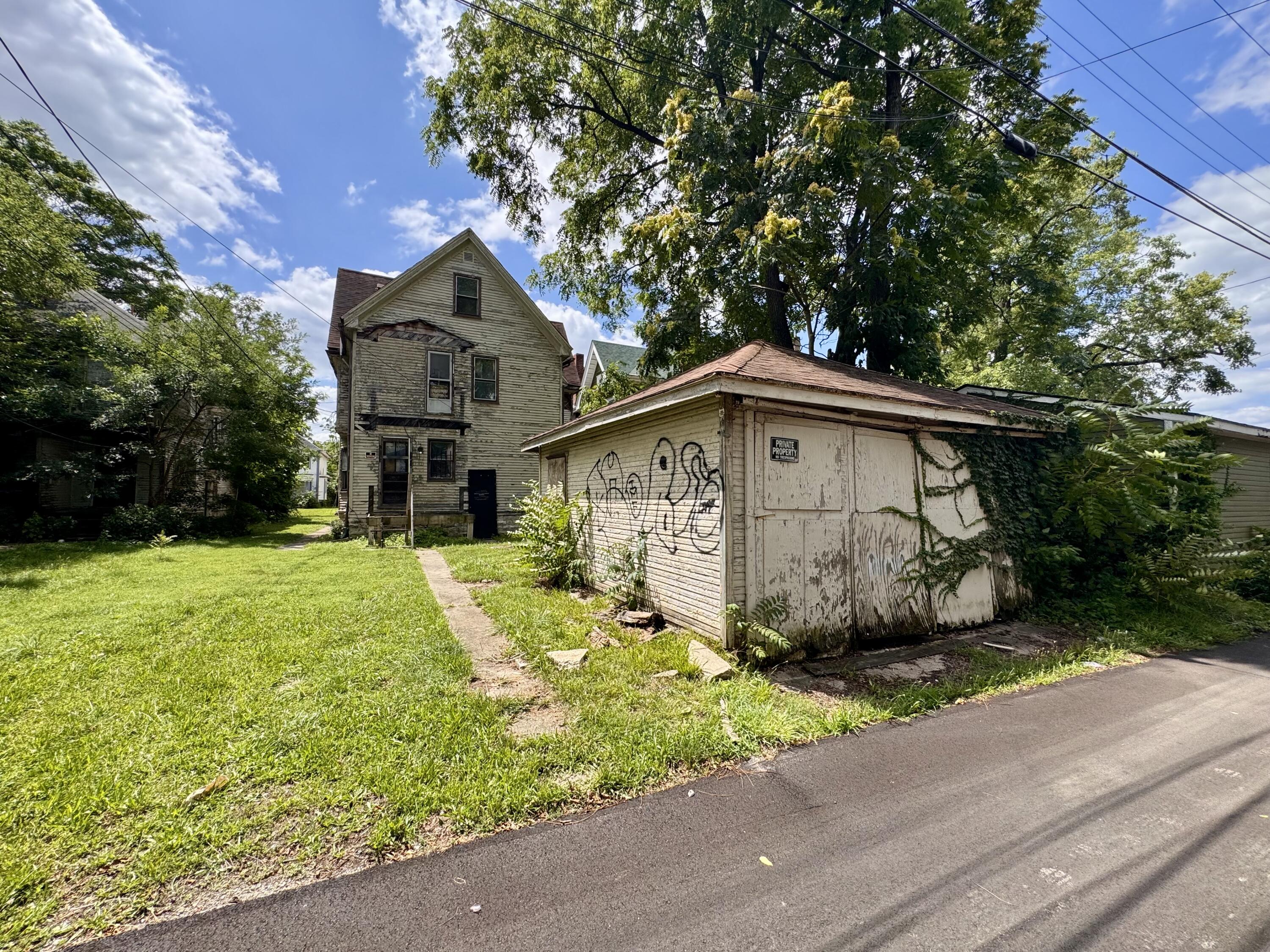 51 Lexington Avenue Property Photo 19