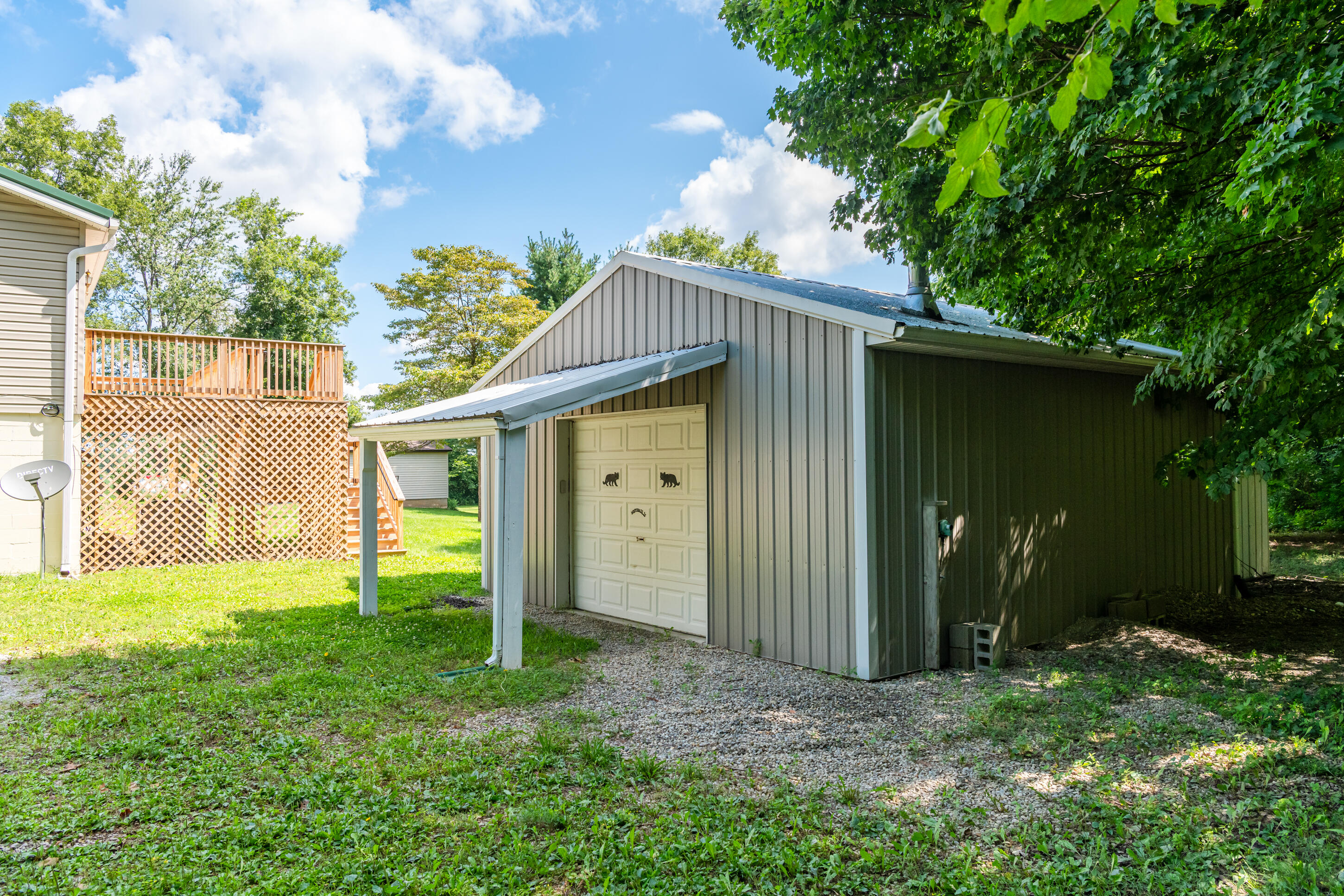 1319 Perry Road Property Photo 7
