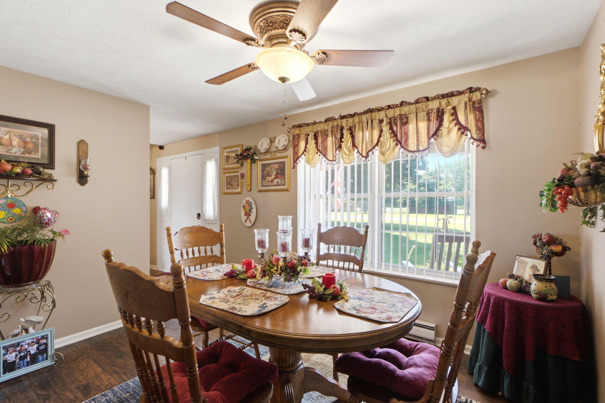 5258 E County Line Road Property Photo 9