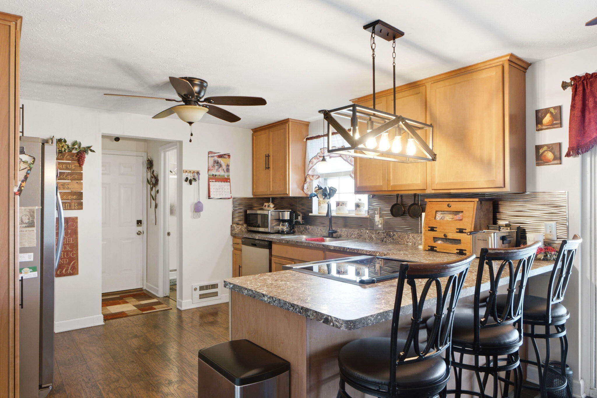 5258 E County Line Road Property Photo 12