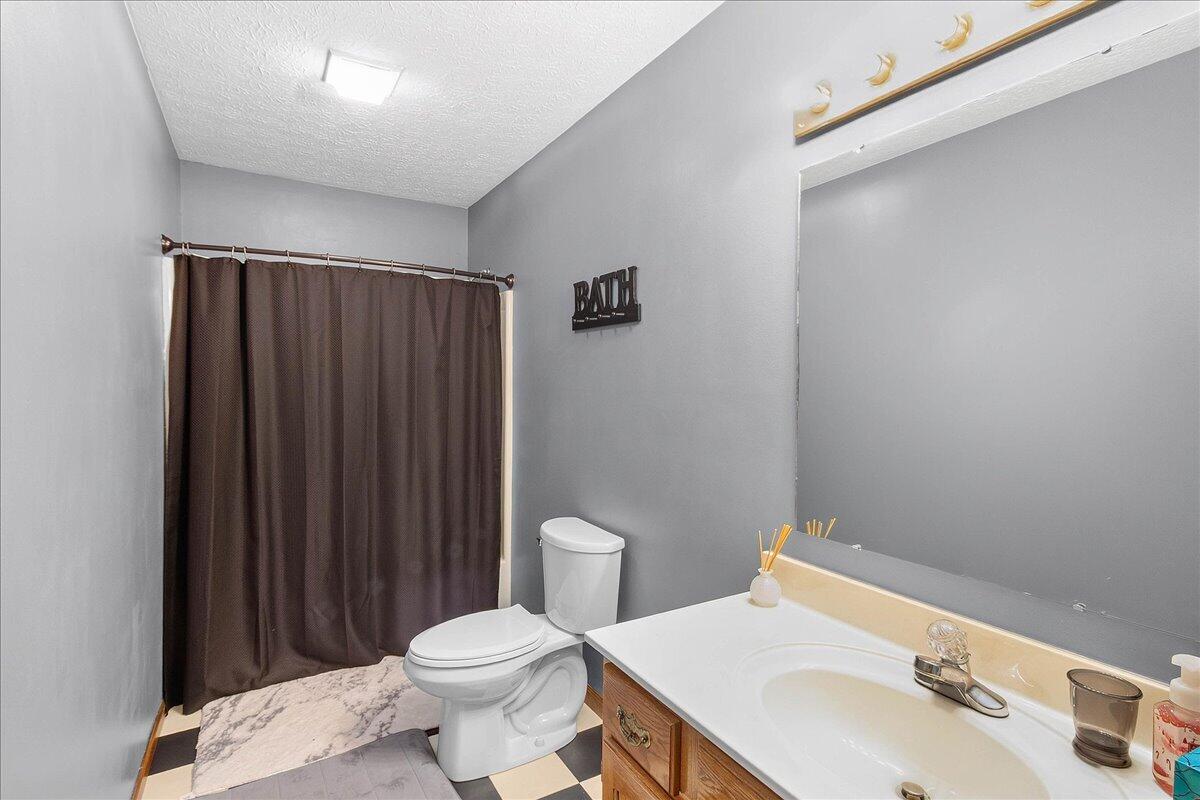 1380 County Road 11 Property Photo 28