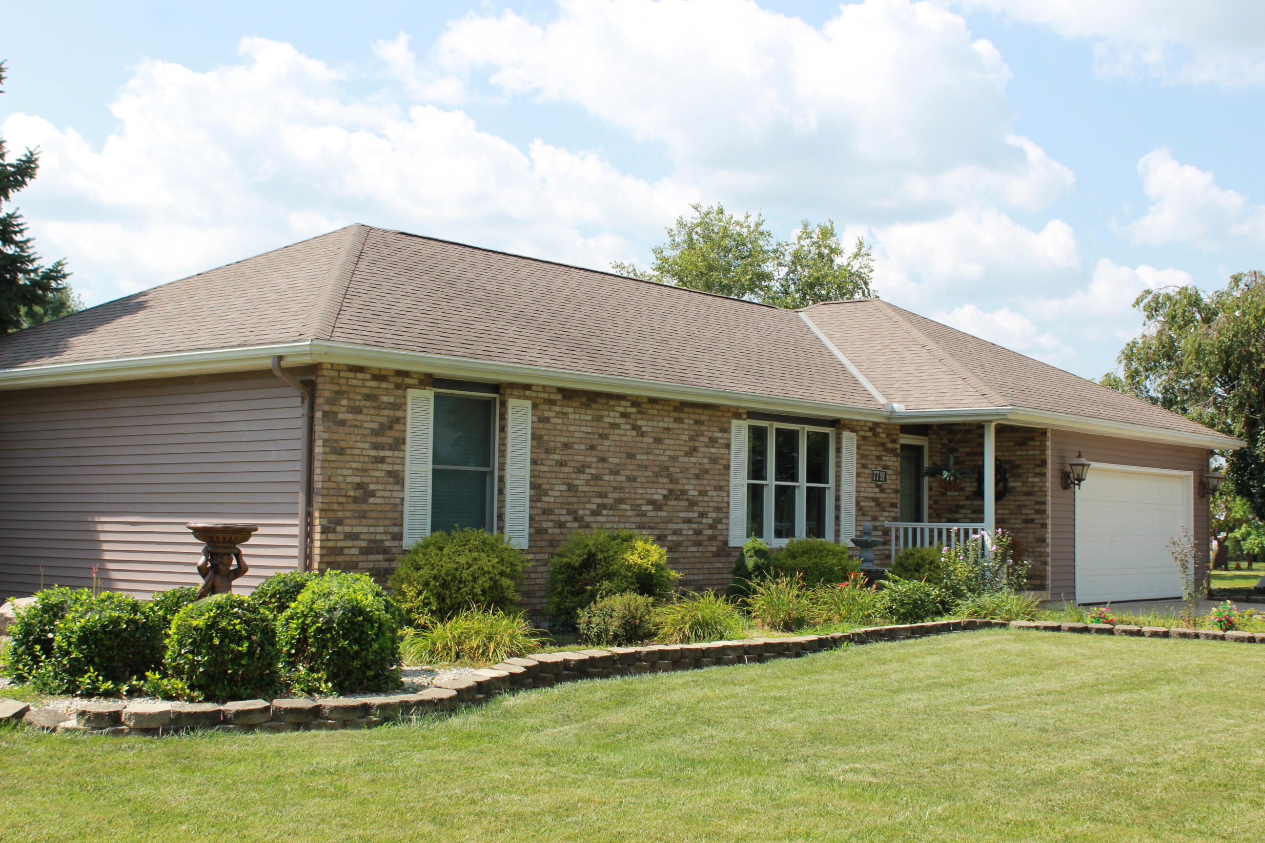 7791 Weitz Road Property Photo 8