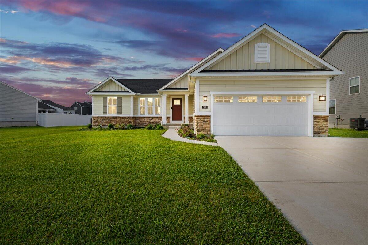 168 E Chapel Drive Property Photo 1