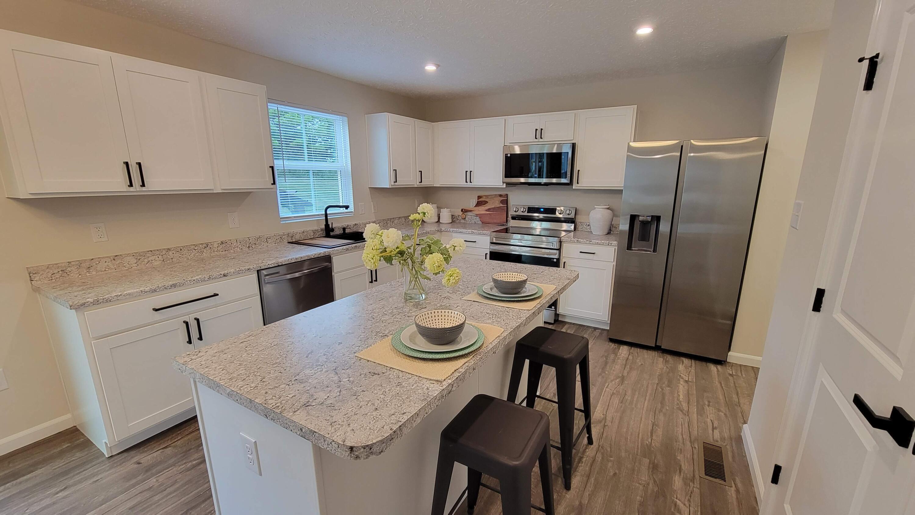 204 Golden Gate Avenue Property Photo 11