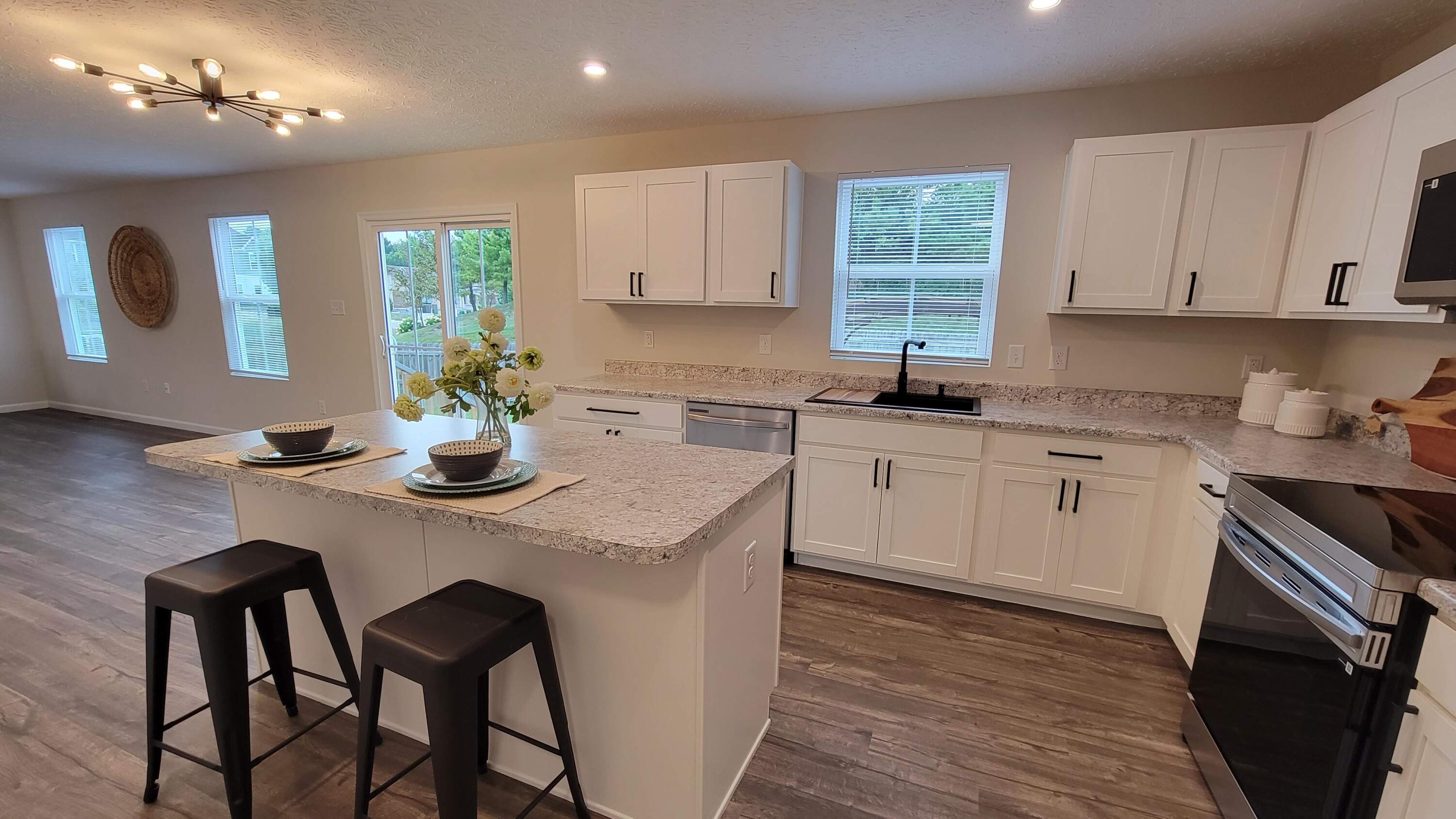 204 Golden Gate Avenue Property Photo 12