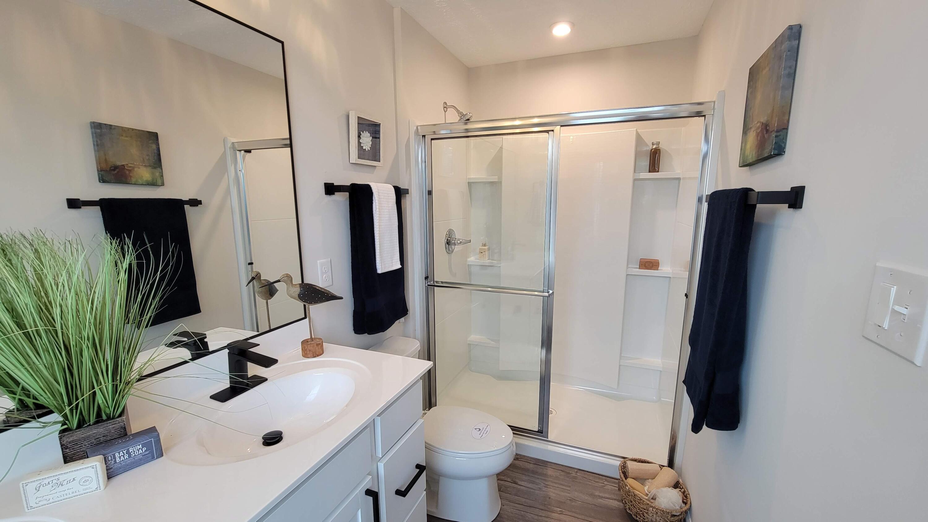 204 Golden Gate Avenue Property Photo 22