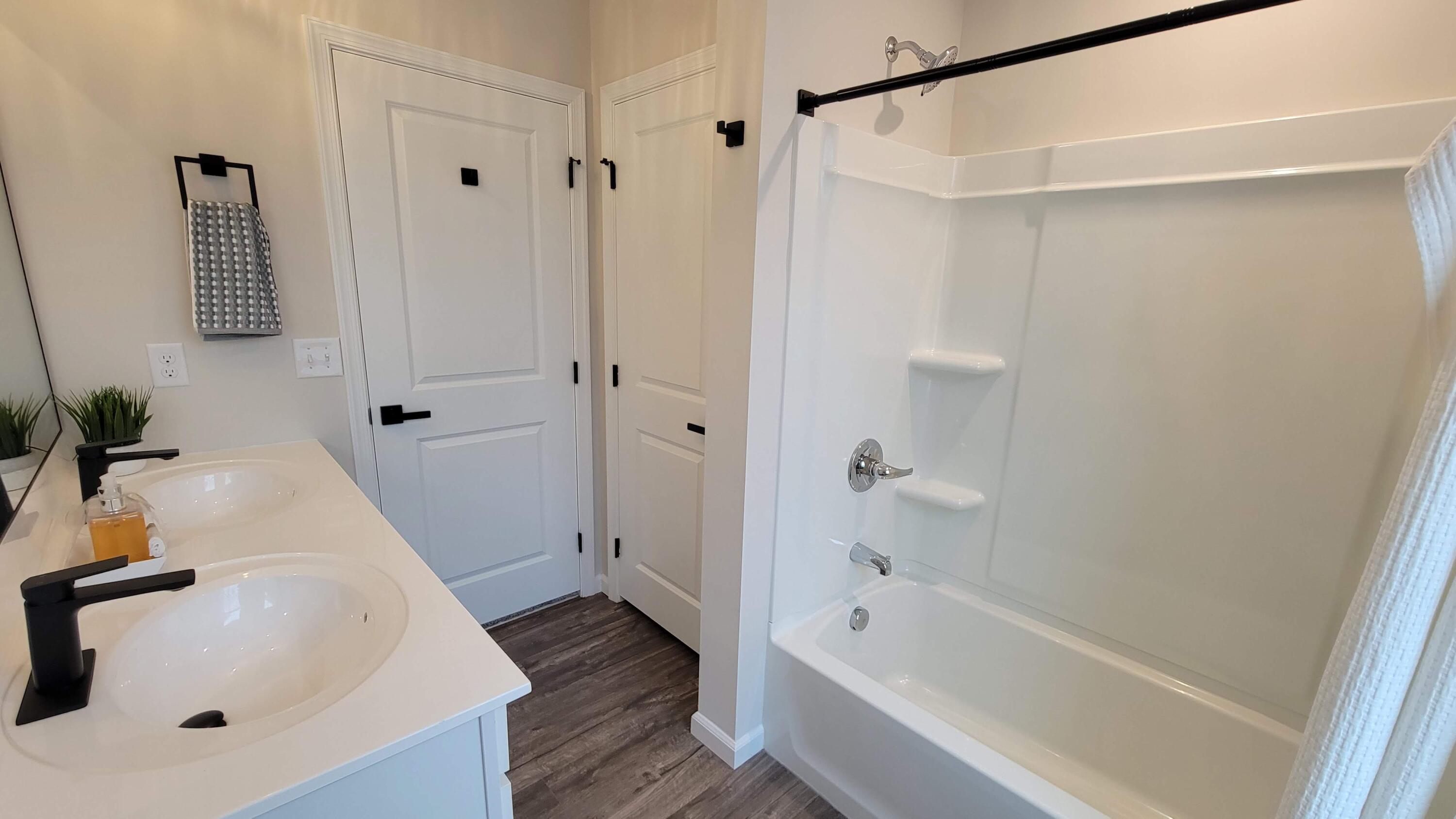 204 Golden Gate Avenue Property Photo 29