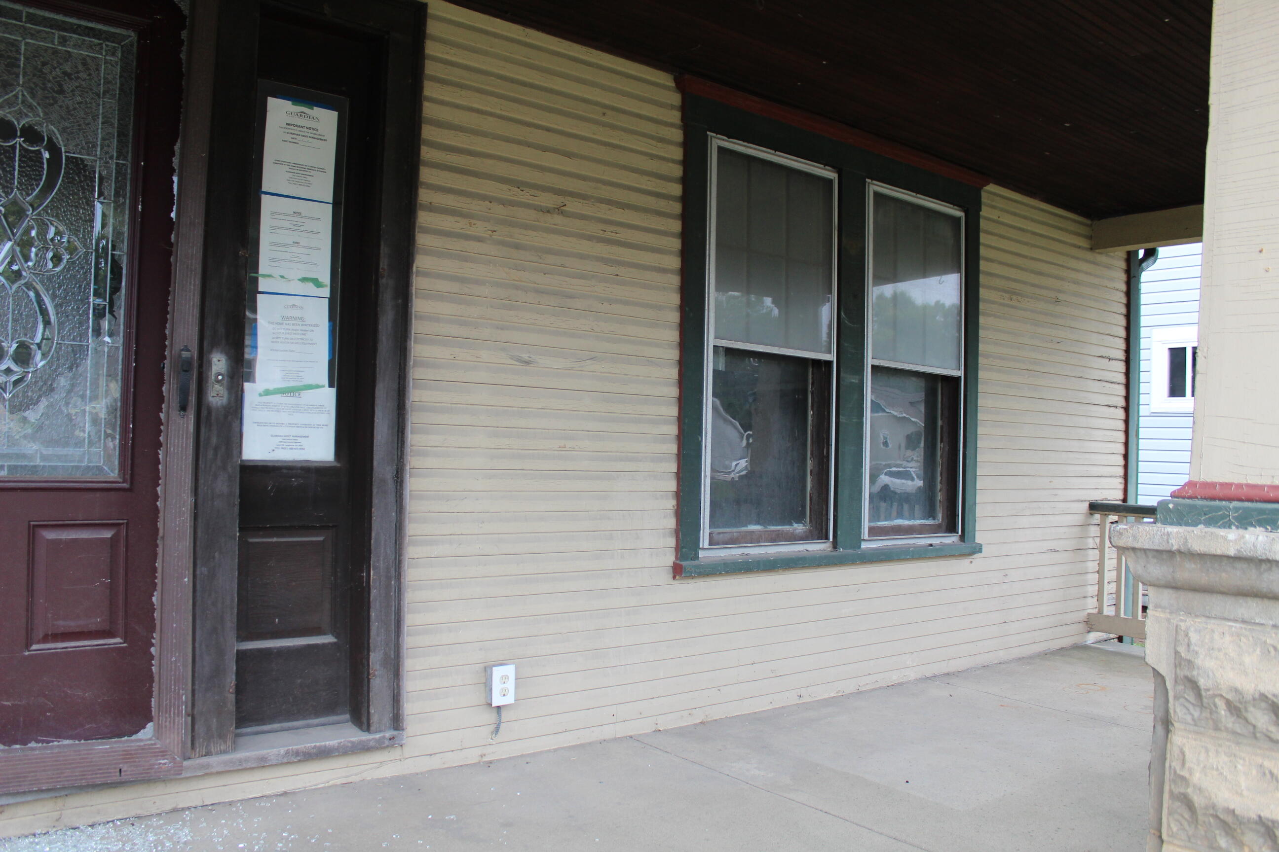 365 E Mccreight Avenue Property Photo 2