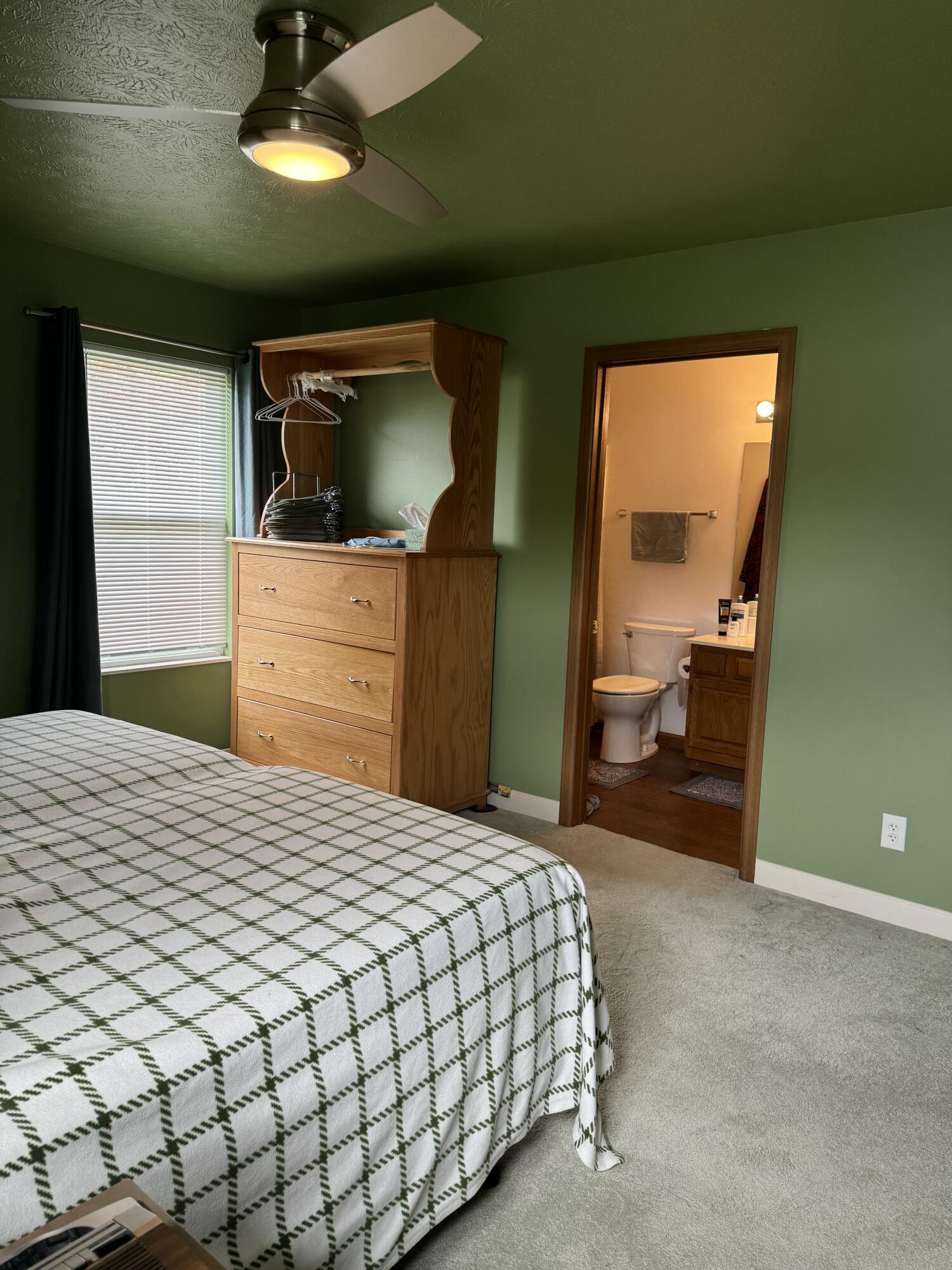 1284 Pheasant Run Property Photo 23