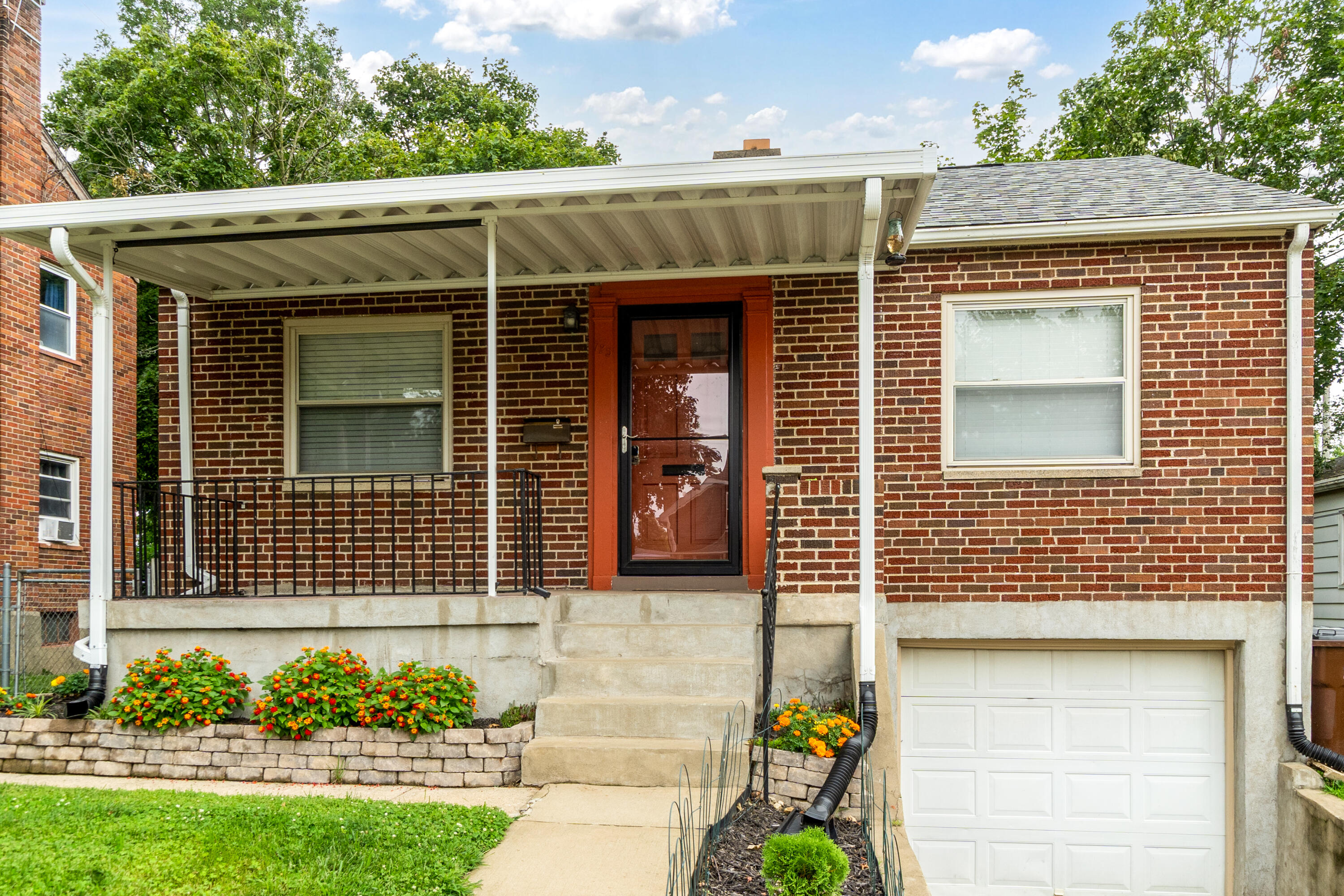 725 Brice Avenue Property Photo 1