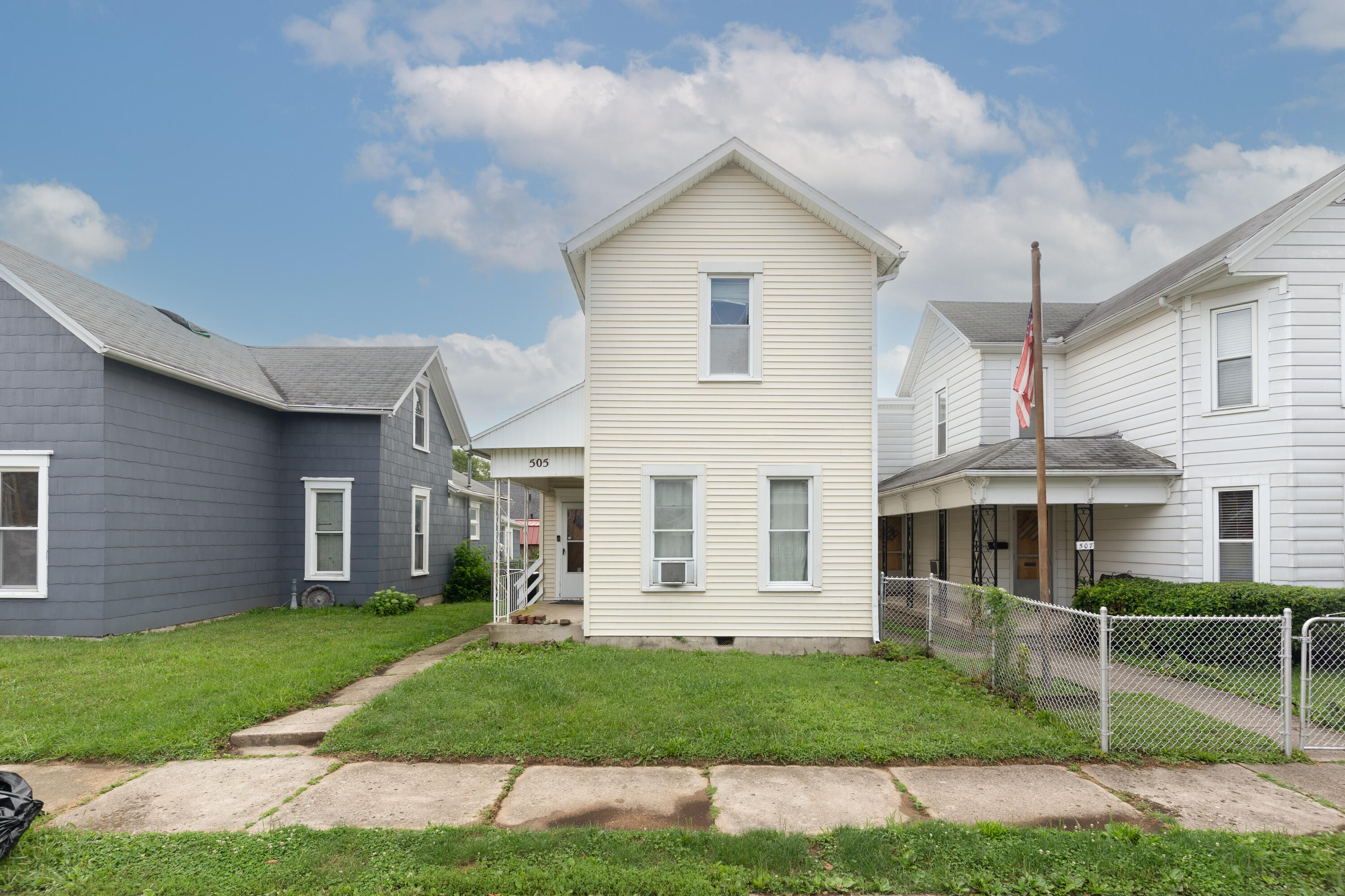 505 Adams Street Property Photo 1