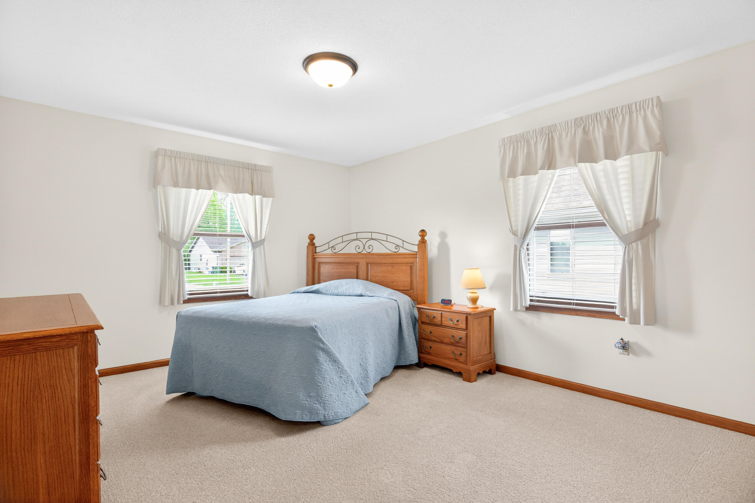 551 Foxcross Drive Property Photo 22