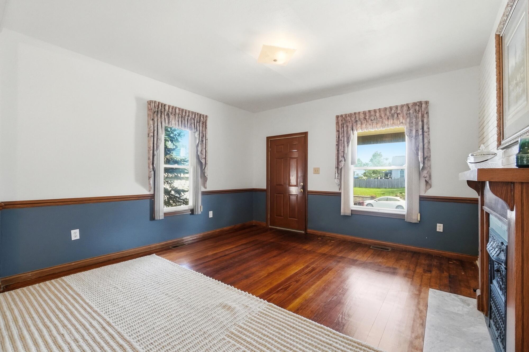 1537 W Pleasant Street Property Photo 7
