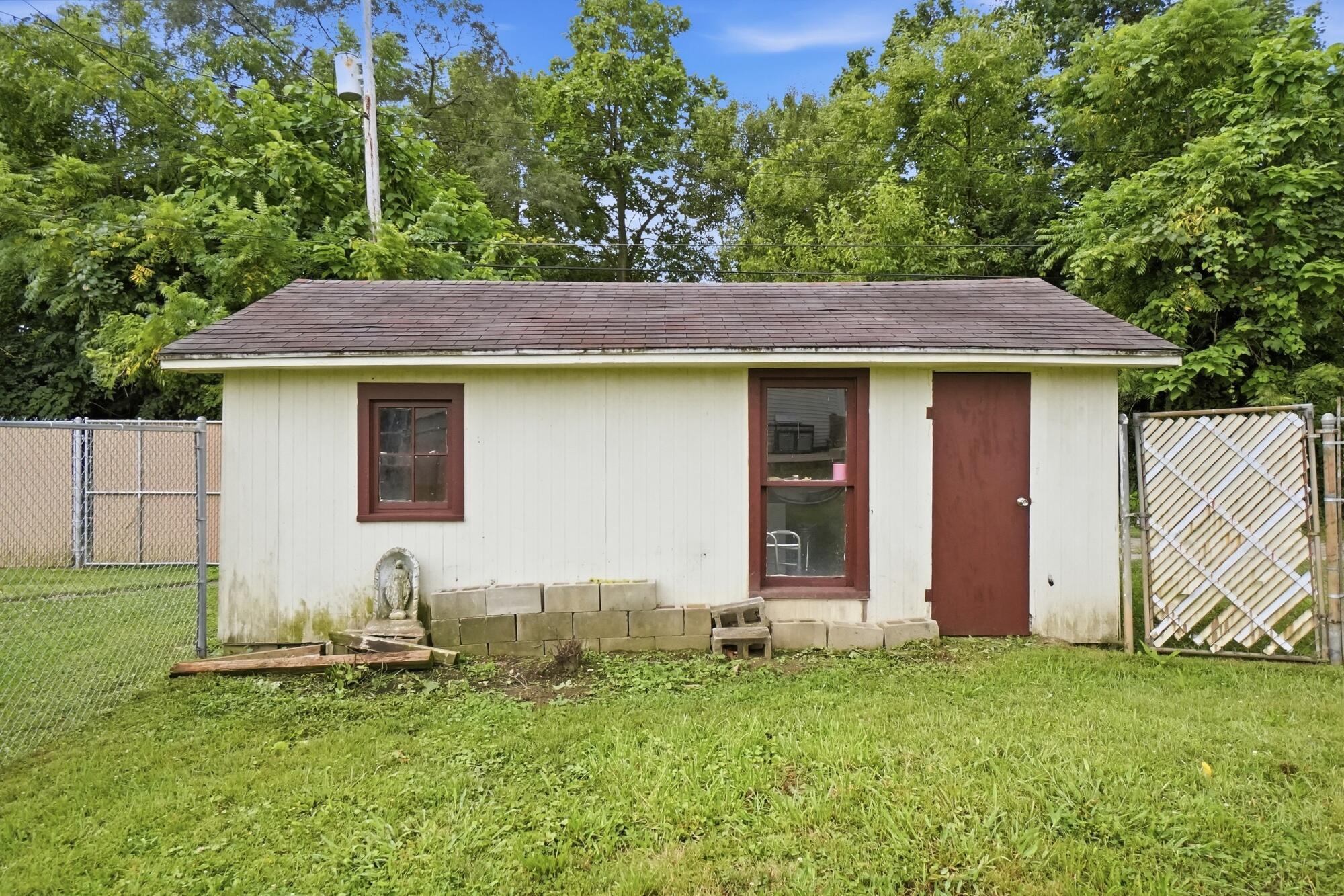 1537 W Pleasant Street Property Photo 34