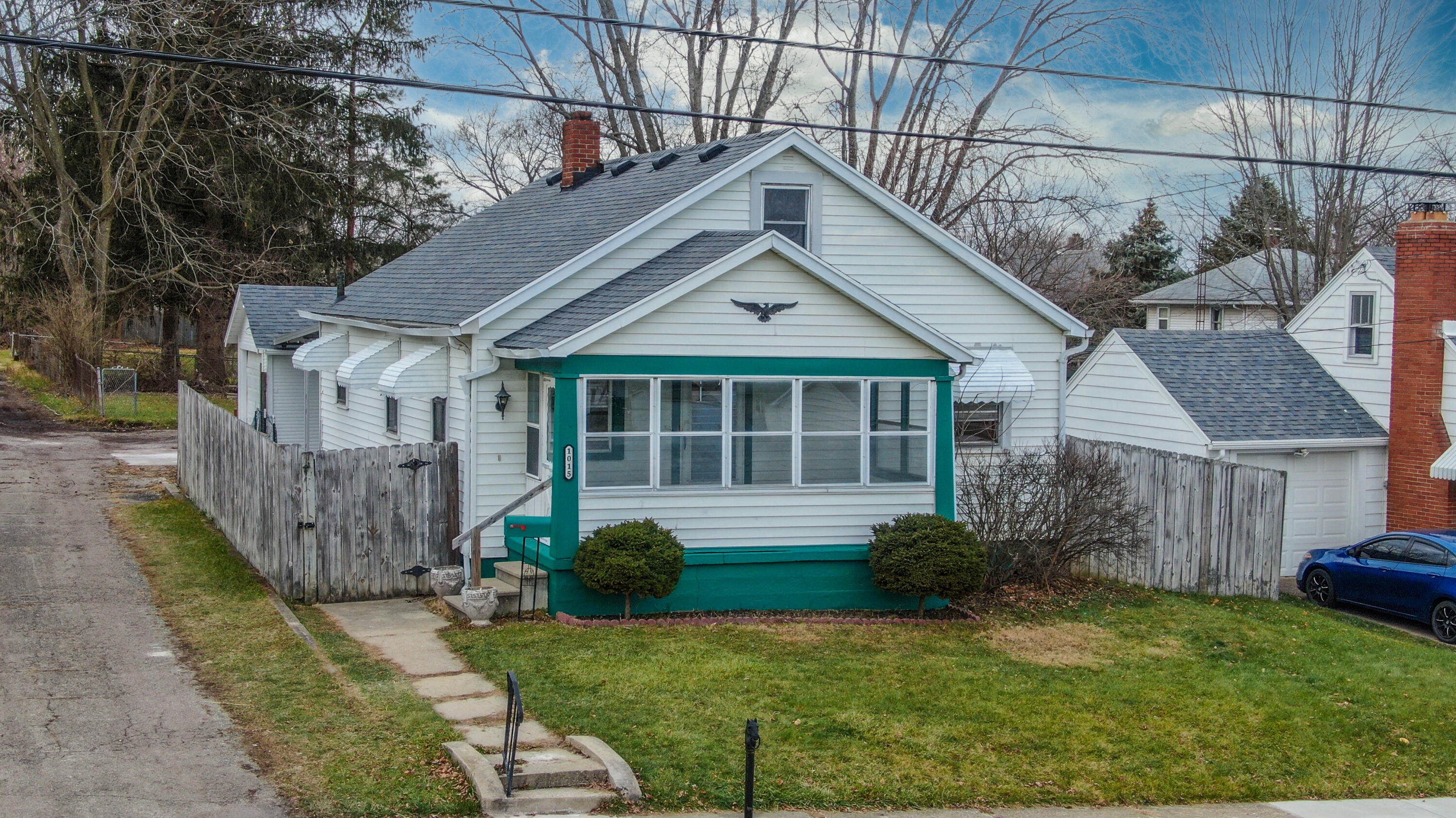 1015 Beacon Street Property Photo 1