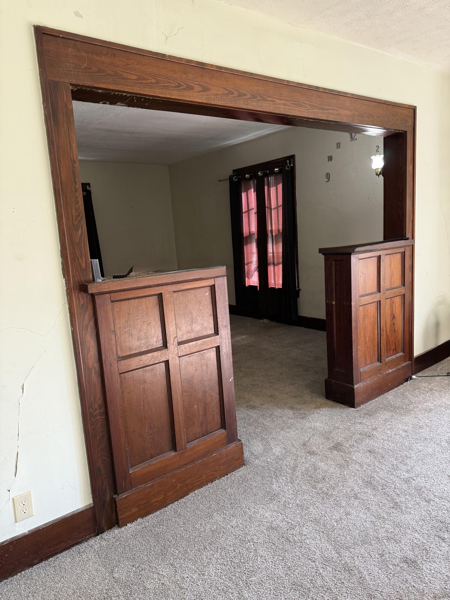 229 E Patterson Avenue Property Photo 5