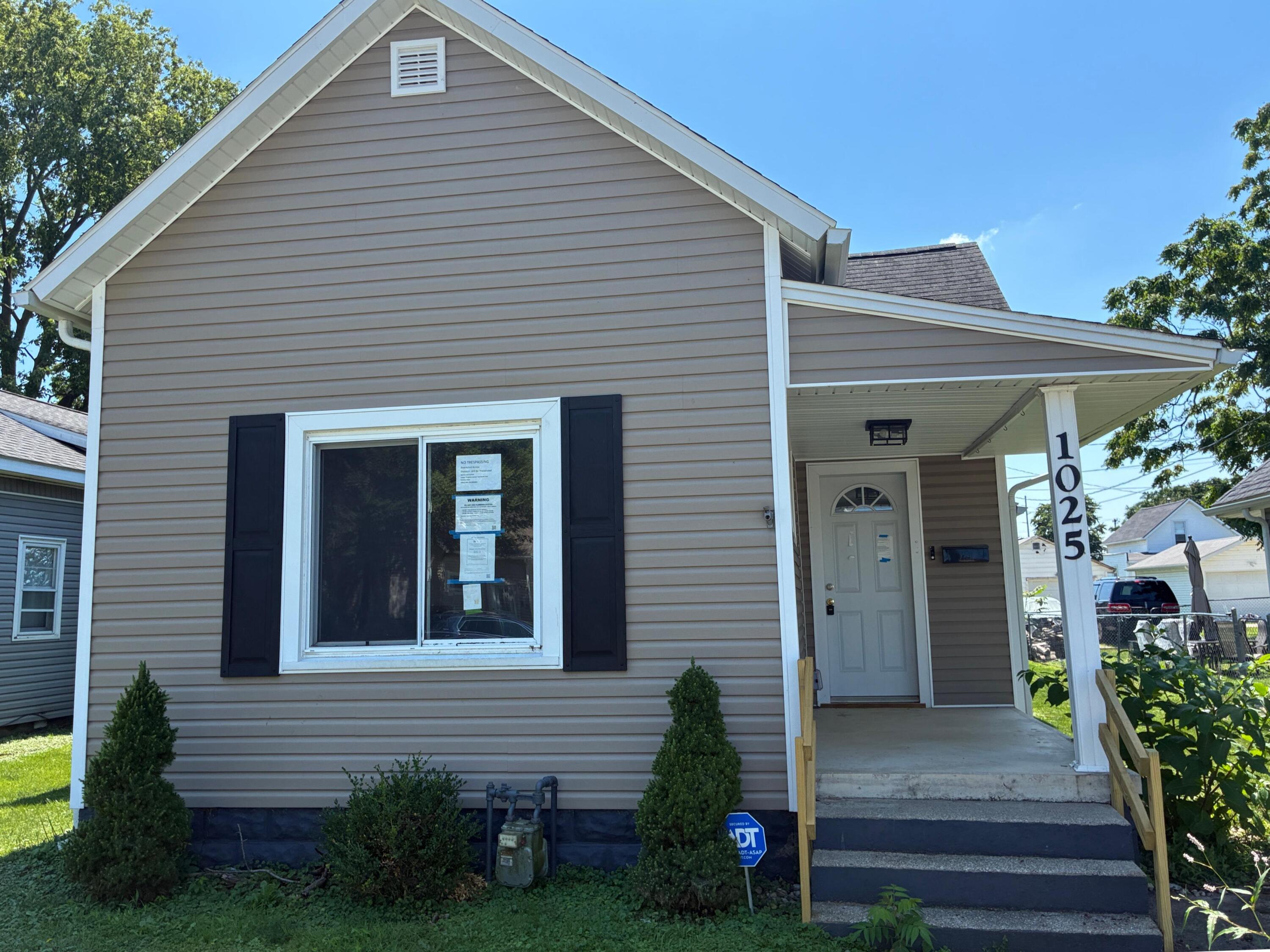 1025 Hendricks Avenue Property Photo 1