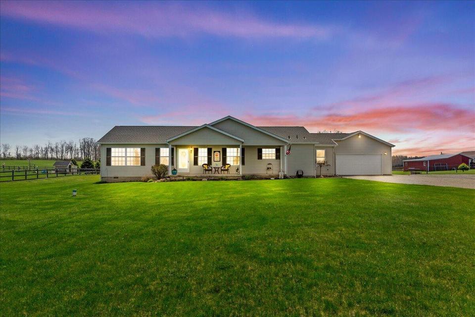 10543 County Road 41 Property Photo 1