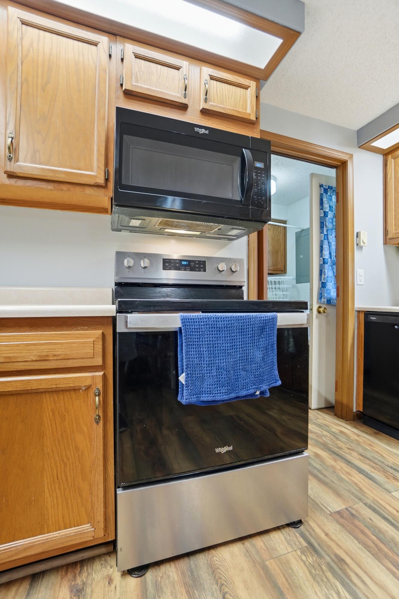 245 Fairlawn Drive Property Photo 13