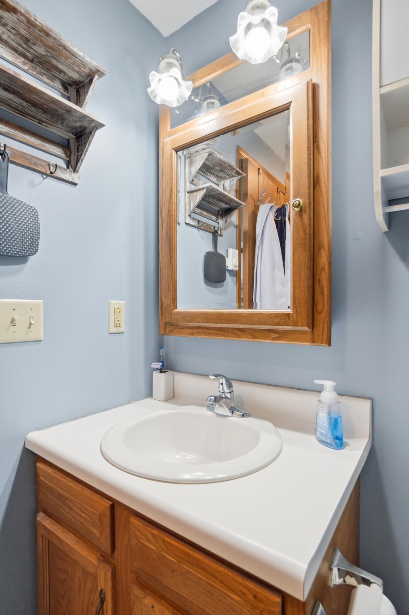 245 Fairlawn Drive Property Photo 18