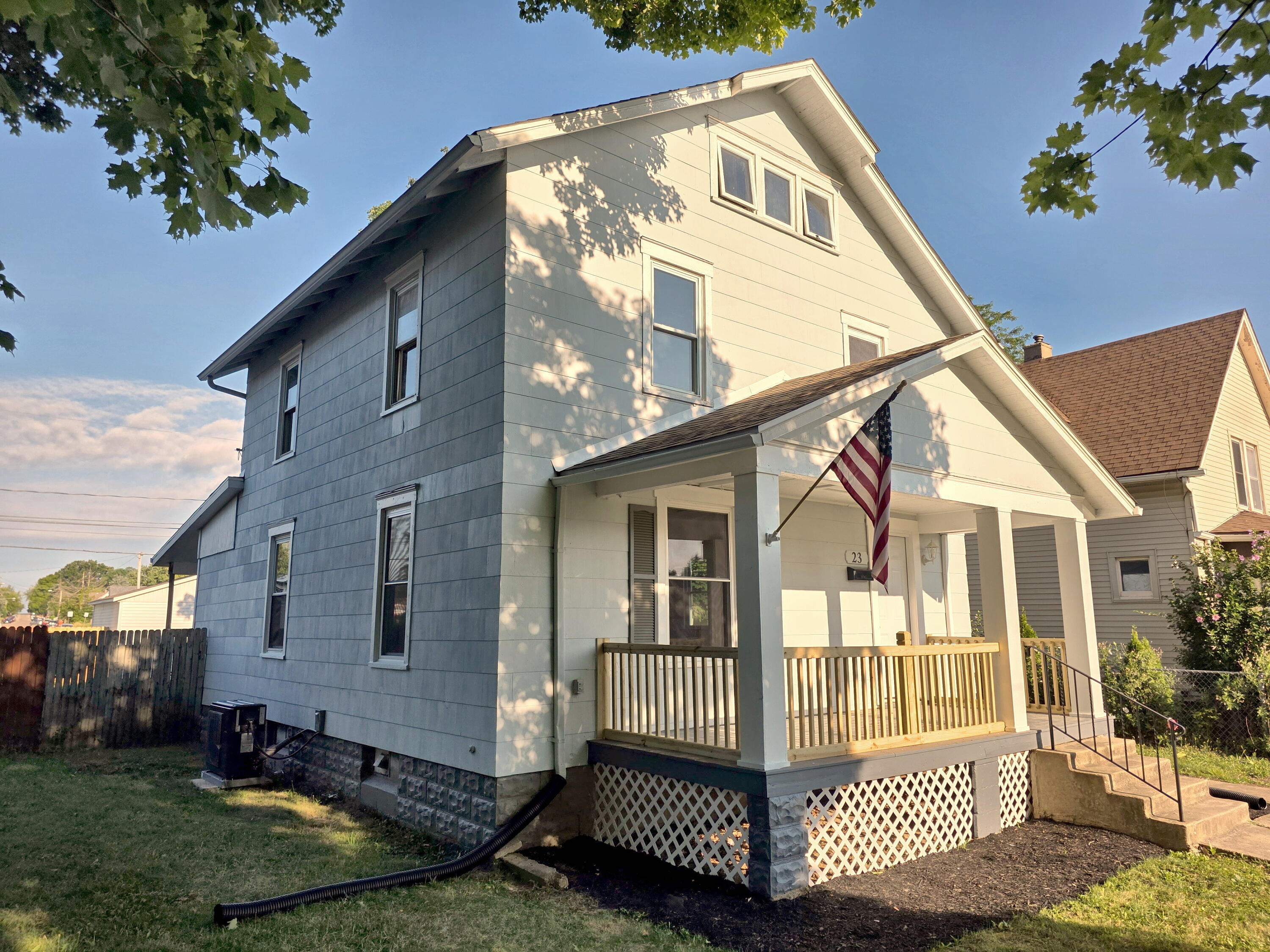 23 N Douglas Avenue Property Photo 1