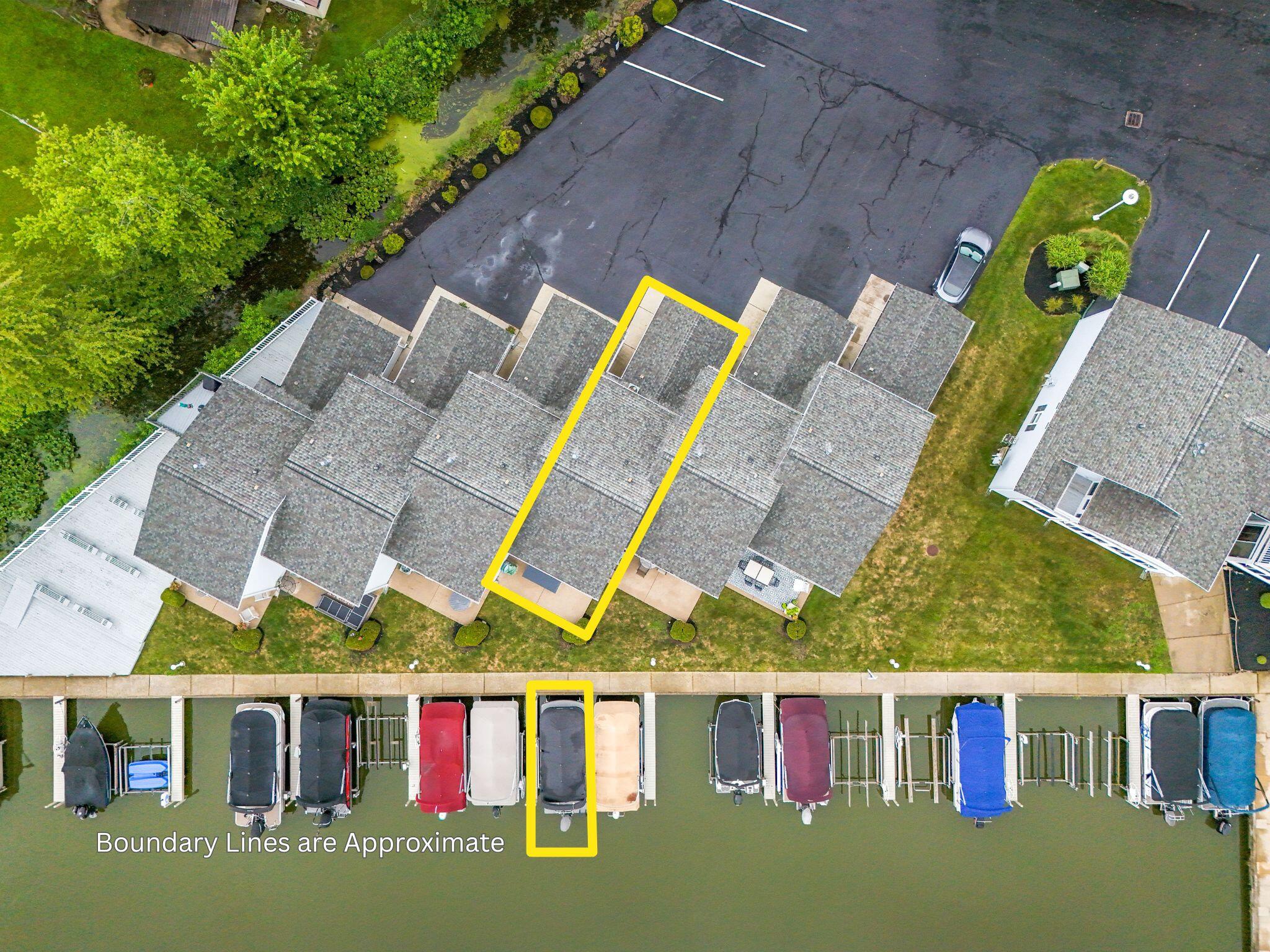 7455 Snug Harbor Drive Property Photo 10
