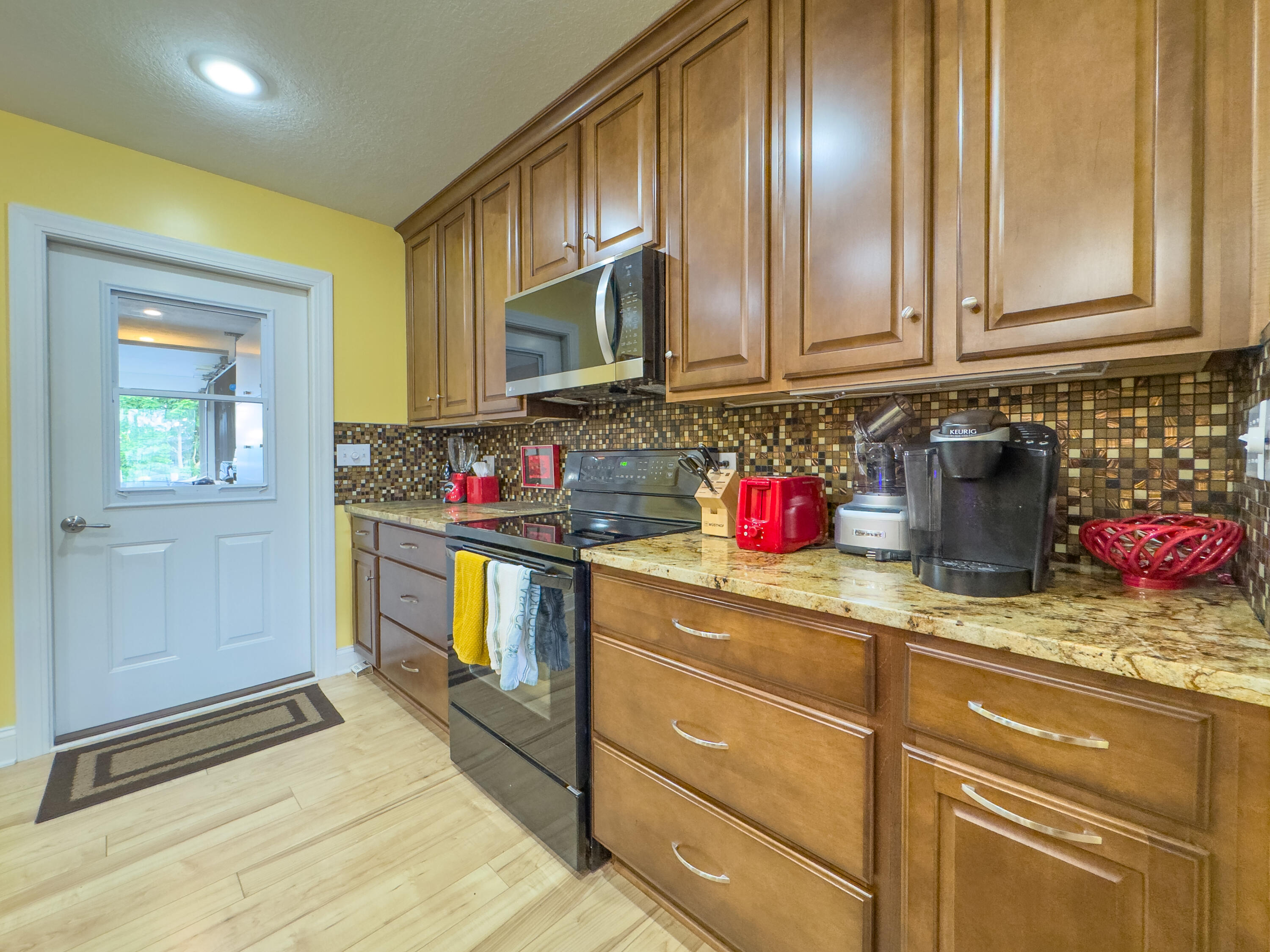 7455 Snug Harbor Drive Property Photo 13