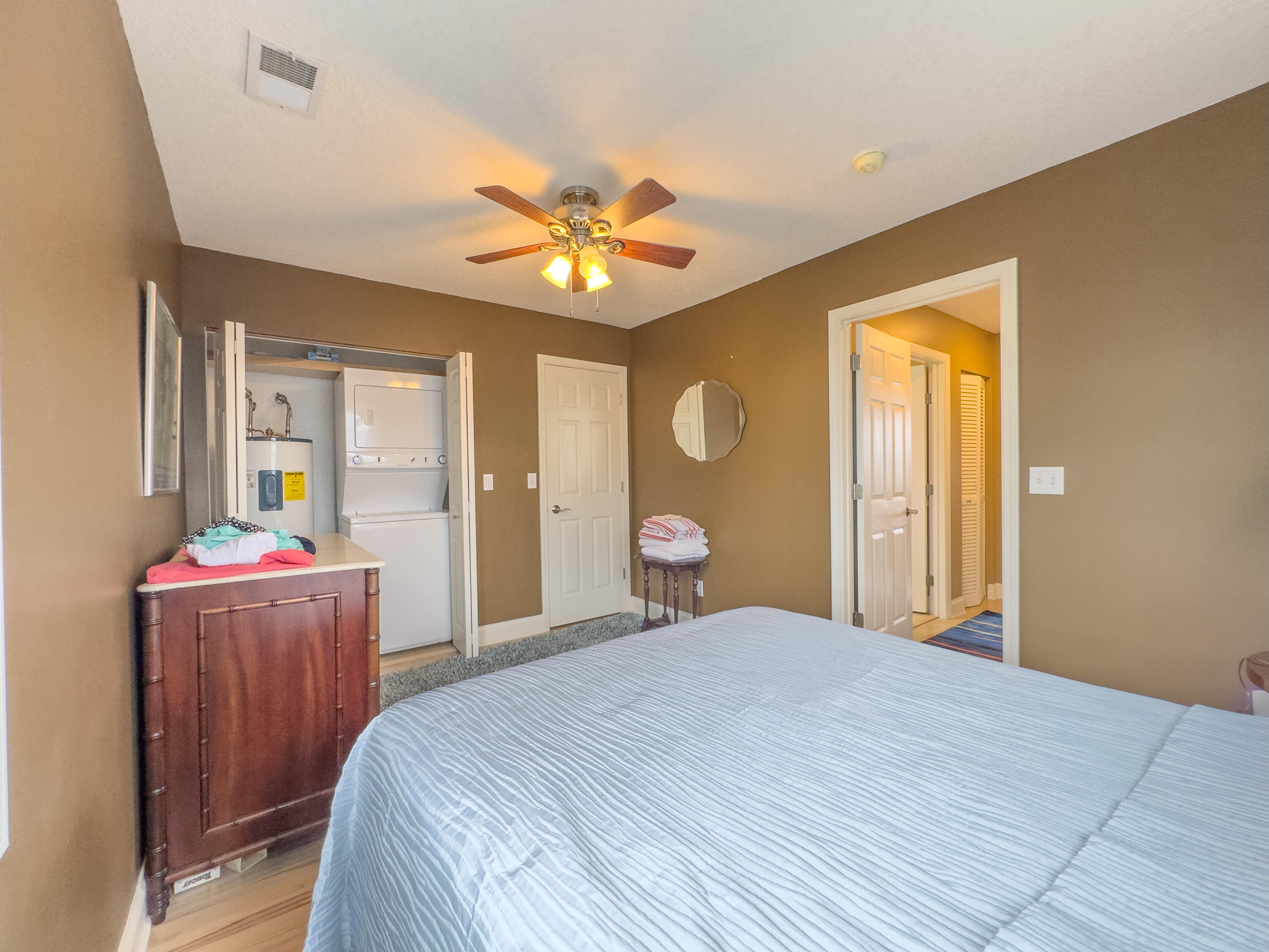 7455 Snug Harbor Drive Property Photo 24