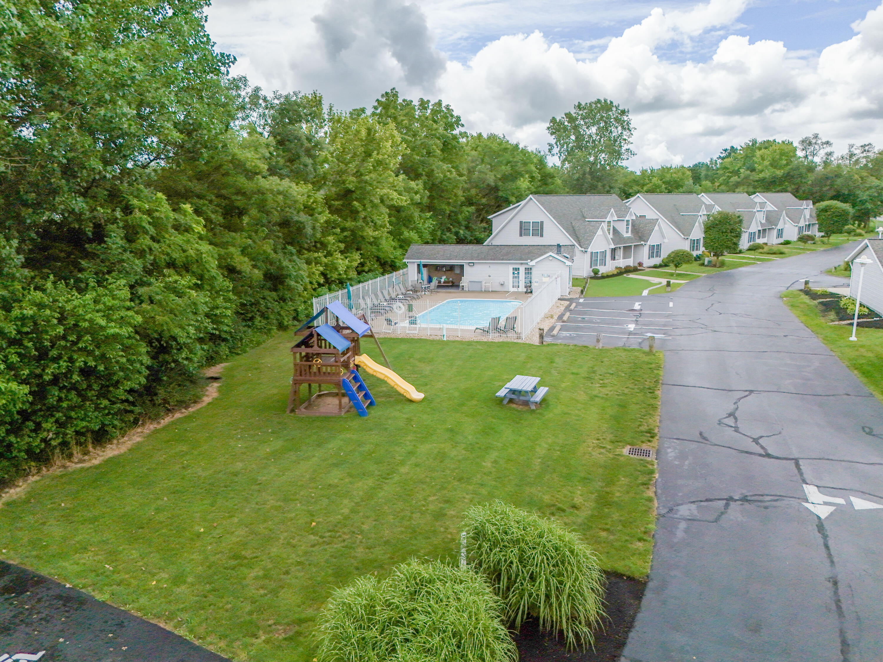 7455 Snug Harbor Drive Property Photo 36