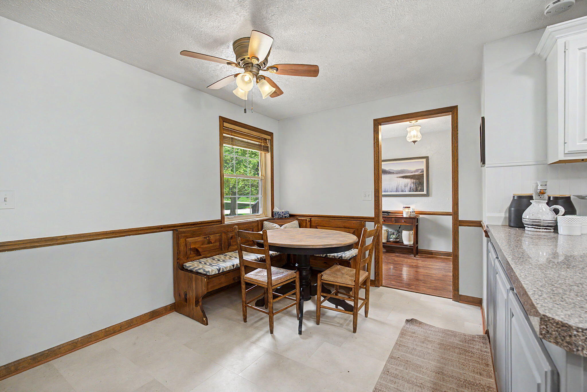 5696 Overbrooke Road Property Photo 6