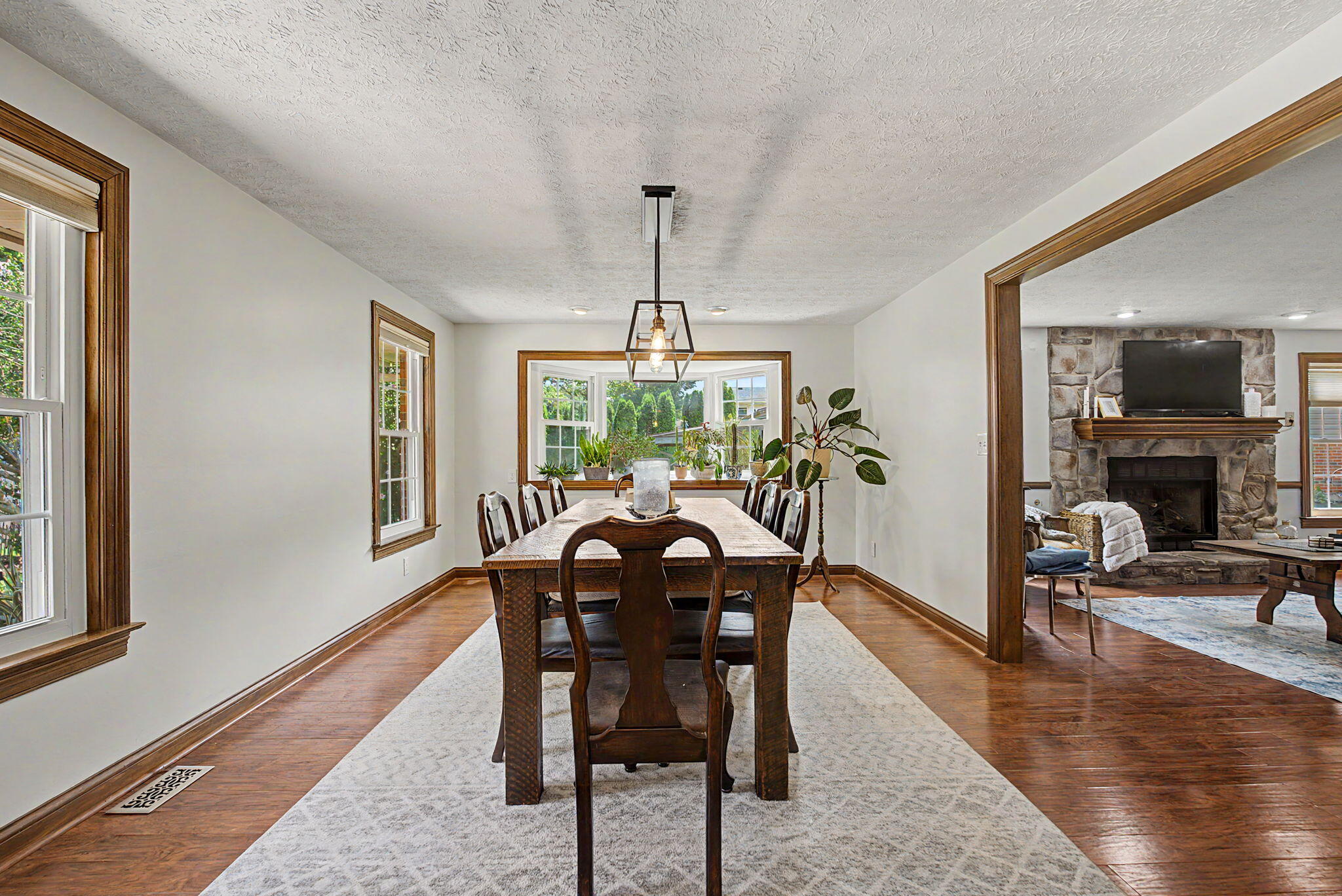 5696 Overbrooke Road Property Photo 21
