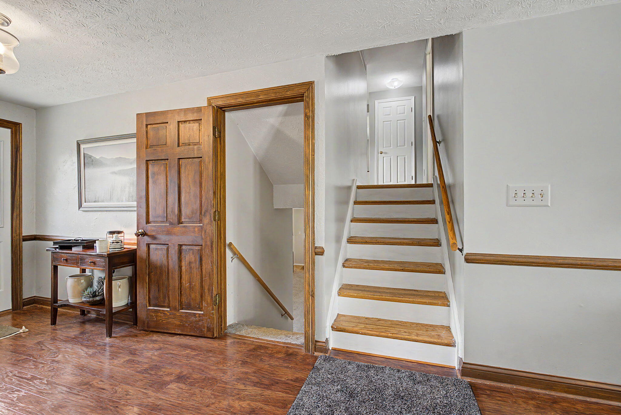 5696 Overbrooke Road Property Photo 28