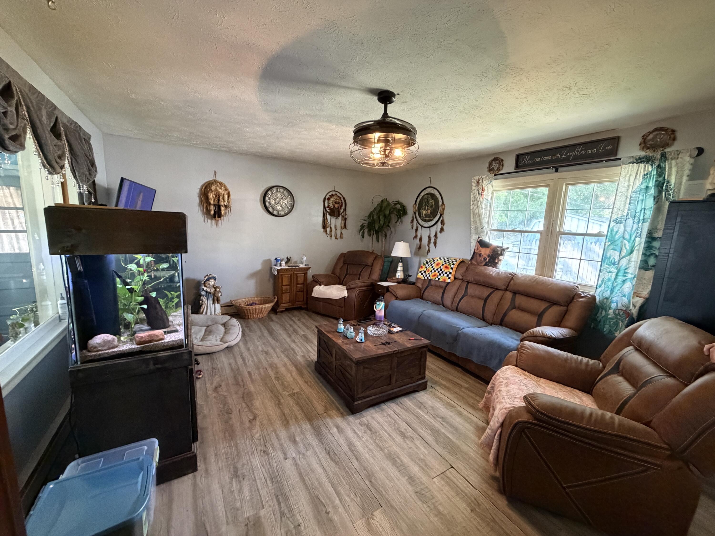 1404 Stephens Road Property Photo 13