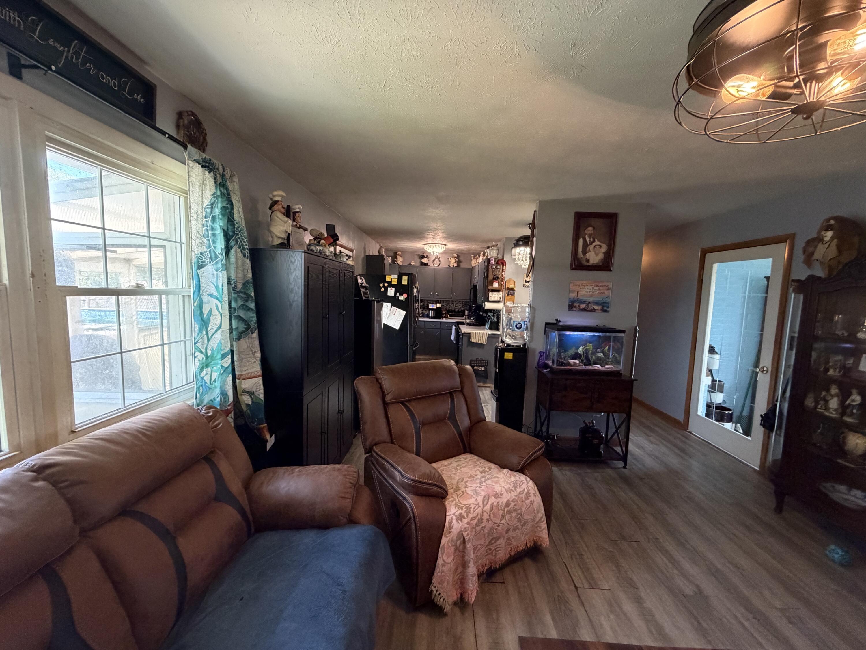 1404 Stephens Road Property Photo 17