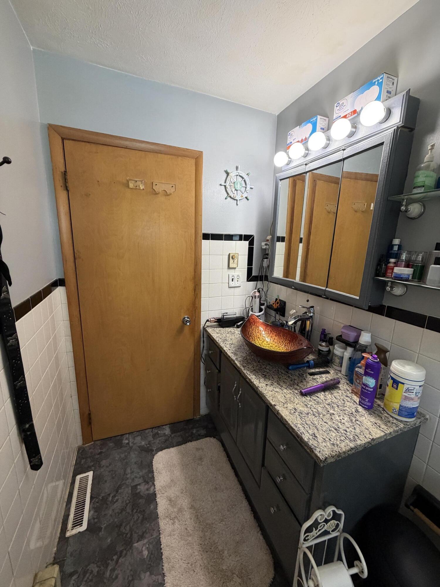 1404 Stephens Road Property Photo 31