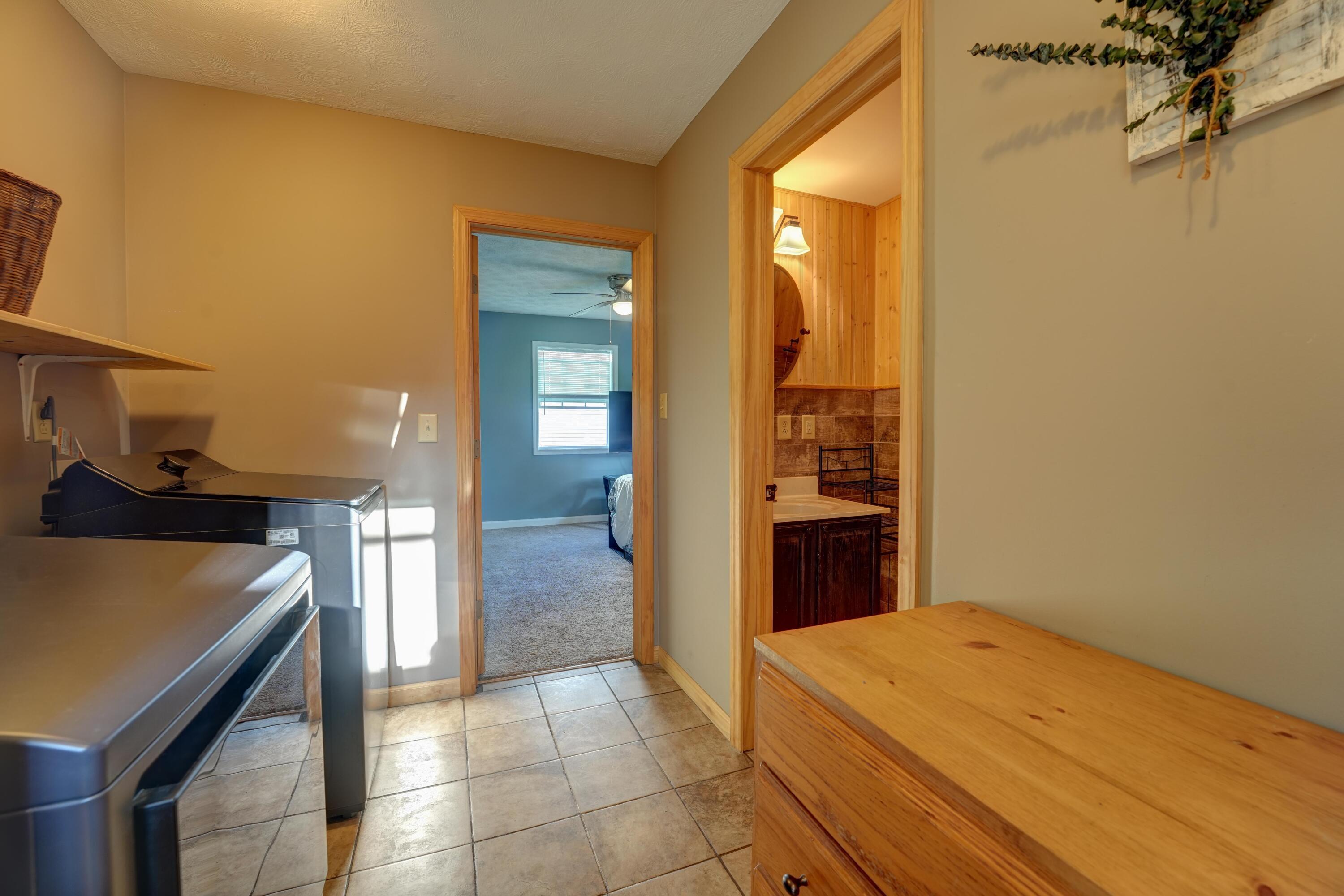 505 E Canal Street Property Photo 21