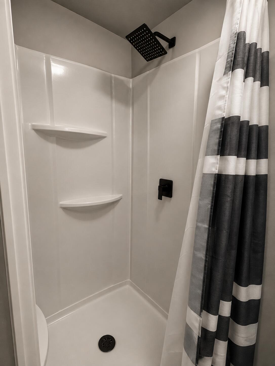 6020 Studebaker Road Property Photo 18