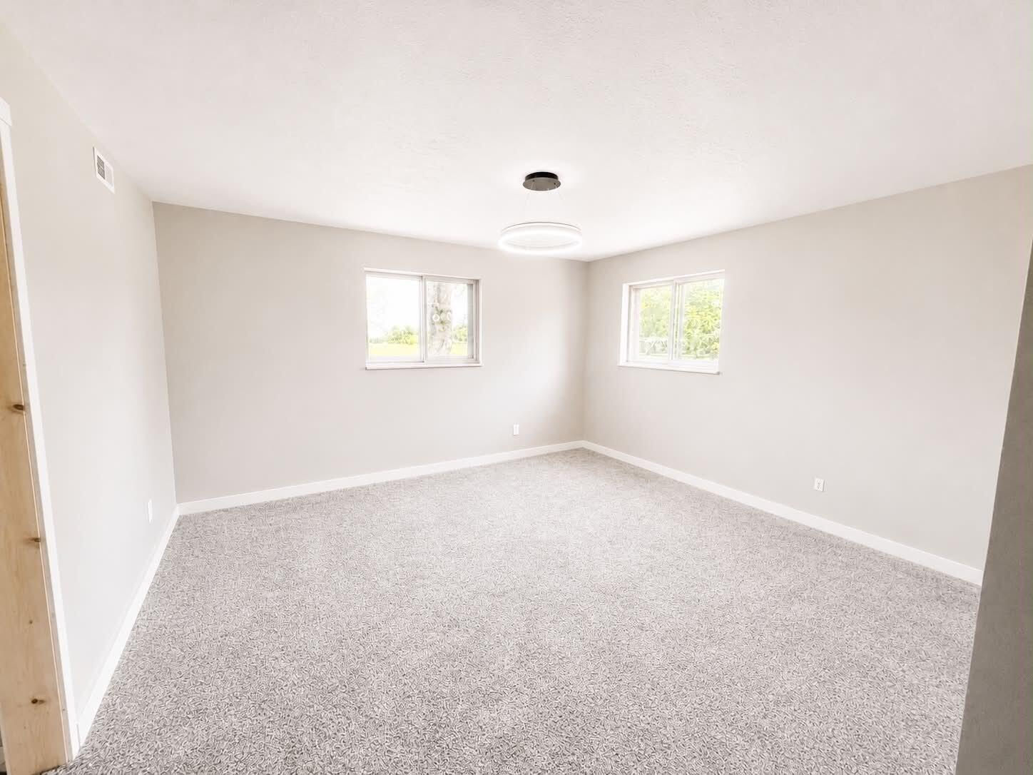 6020 Studebaker Road Property Photo 28