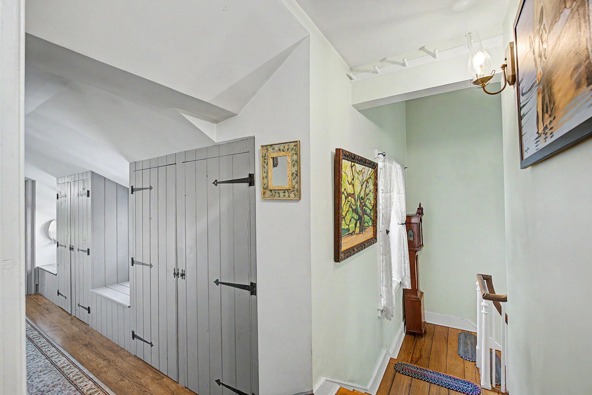7646 N River Road Property Photo 41