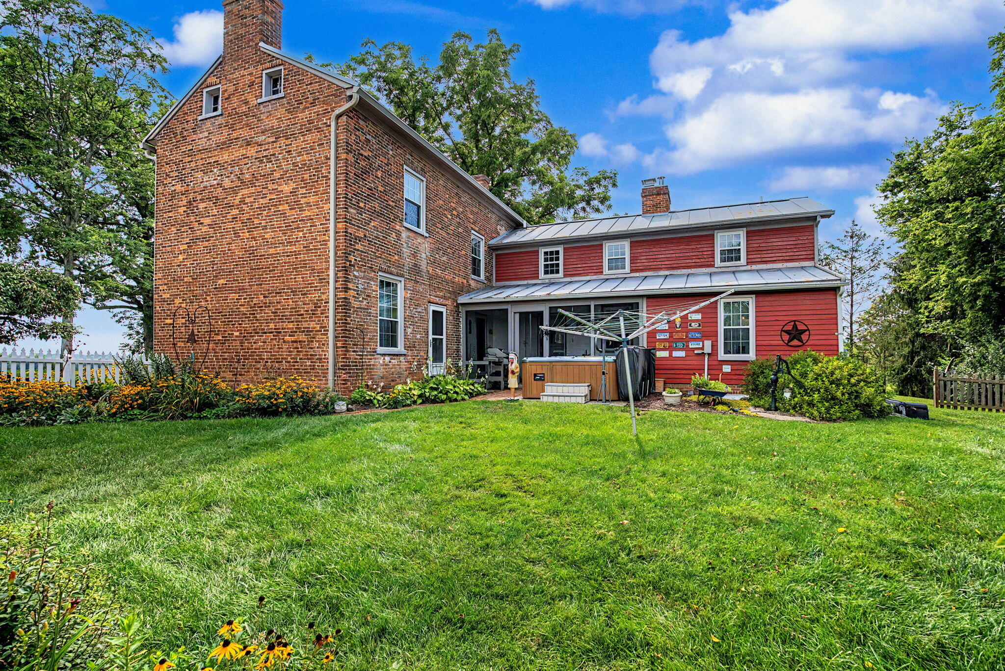 7646 N River Road Property Photo 60