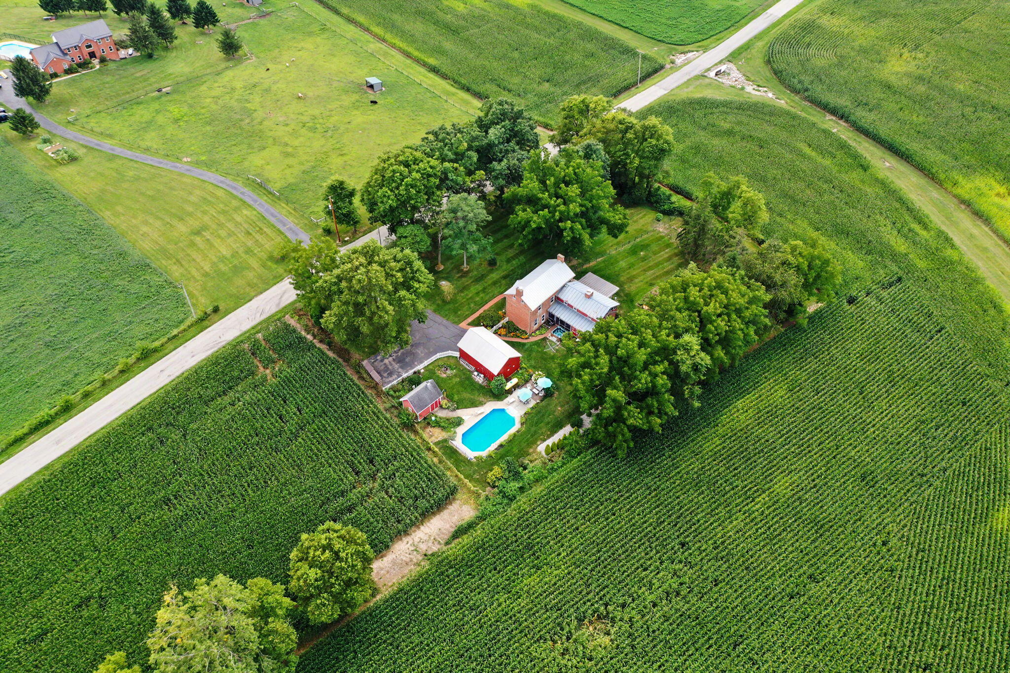 7646 N River Road Property Photo 81