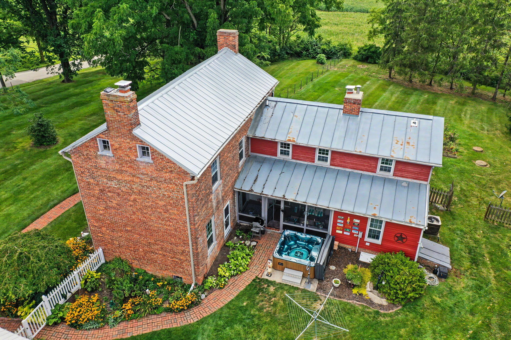 7646 N River Road Property Photo 85