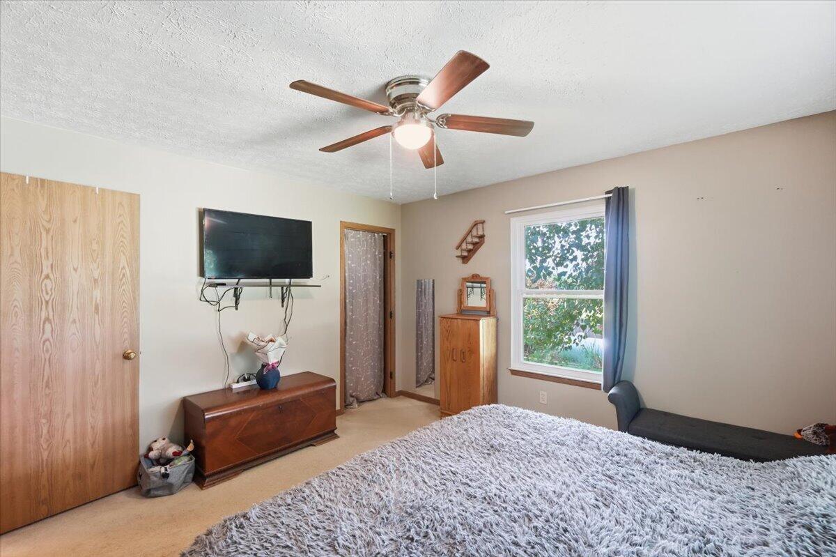 49 Lloyd Drive Property Photo 19