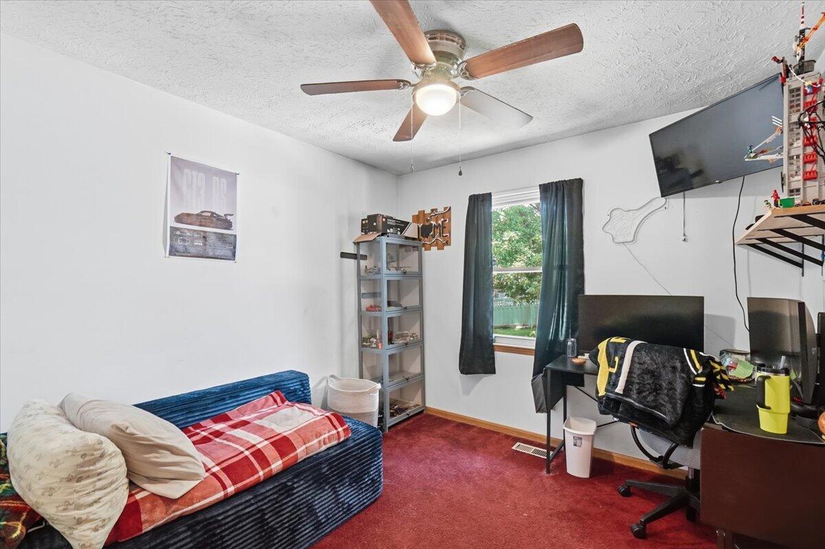 49 Lloyd Drive Property Photo 23